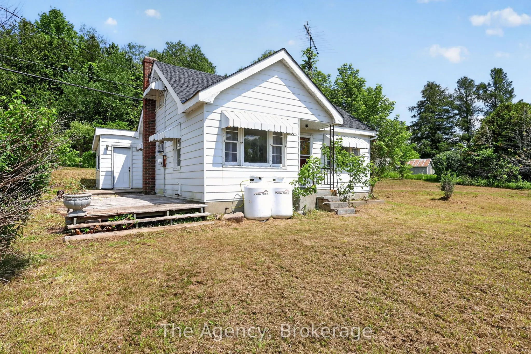 11401 Highway 12