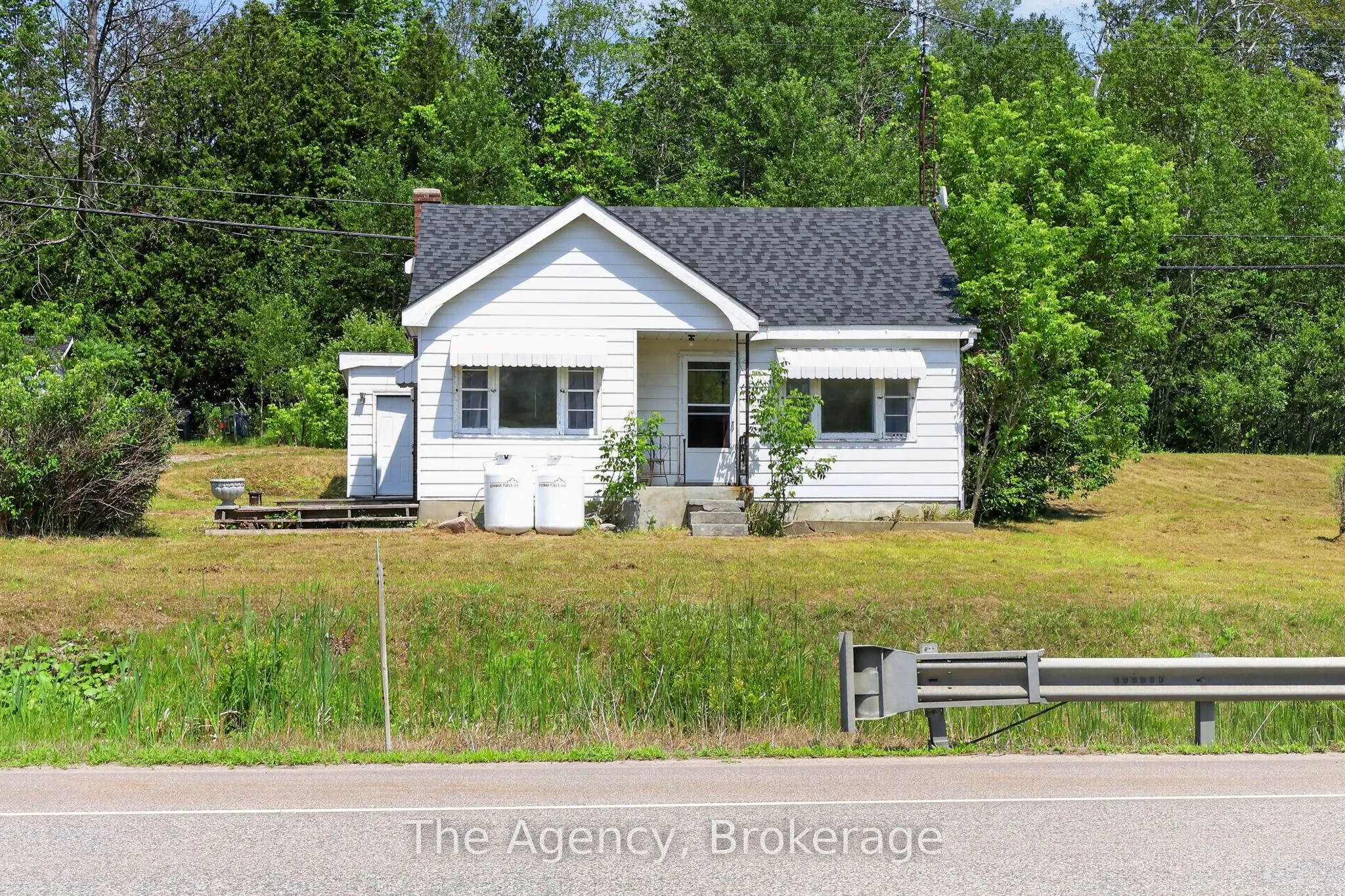 11401 Highway 12