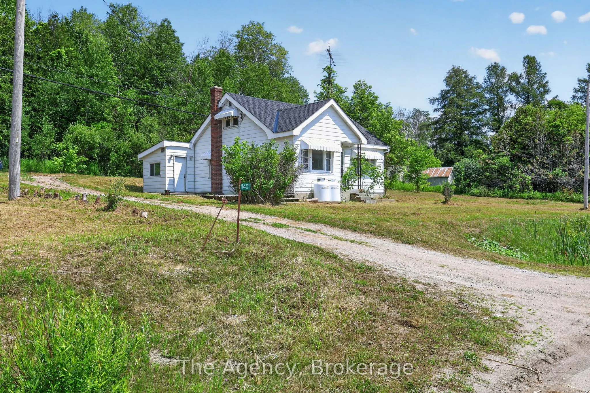 11401 Highway 12
