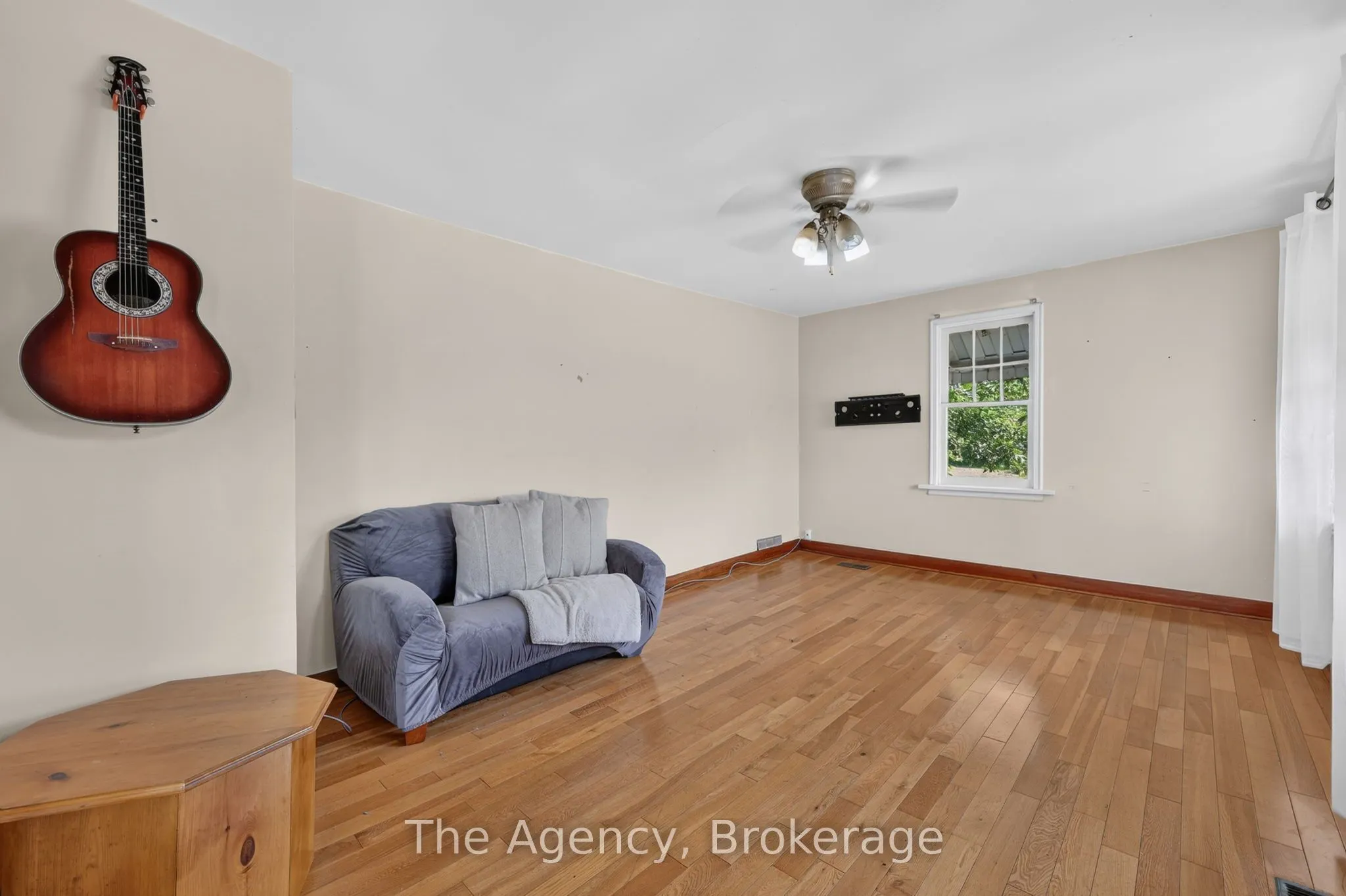 11401 Highway 12