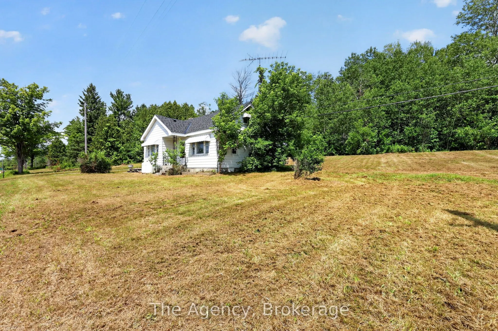11401 Highway 12