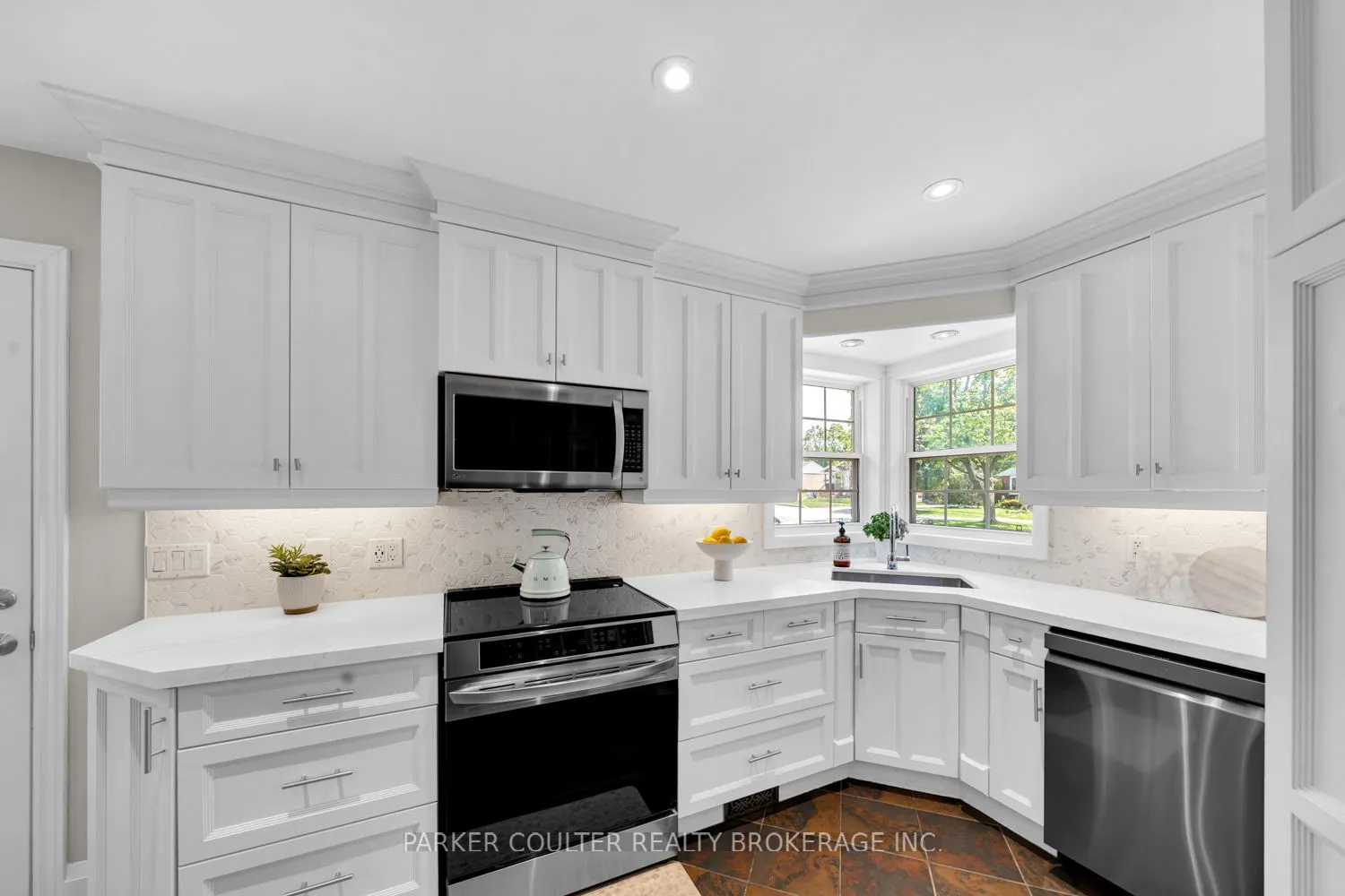 7 Oakley Park Square