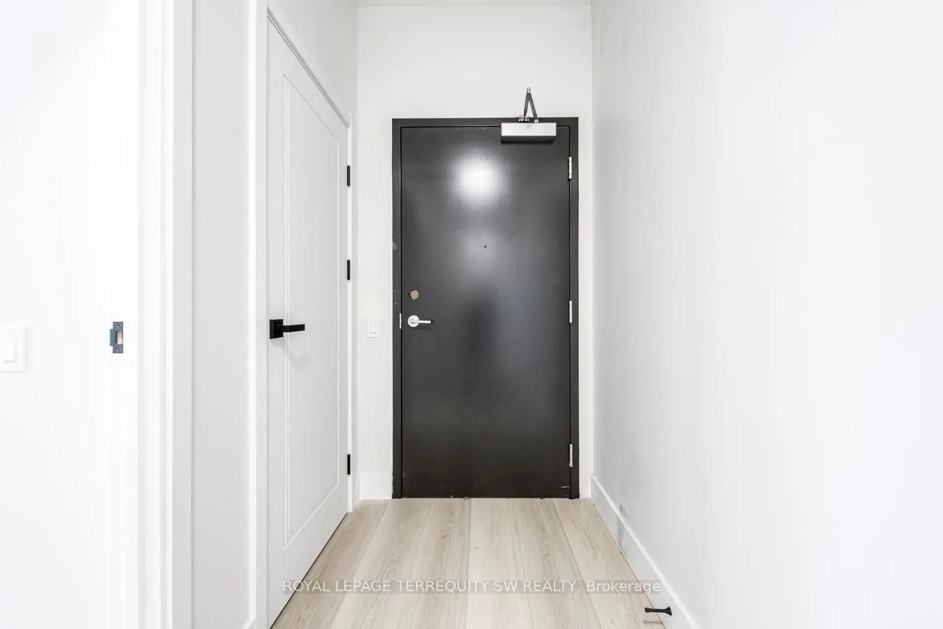 145 Clapperton Street #204