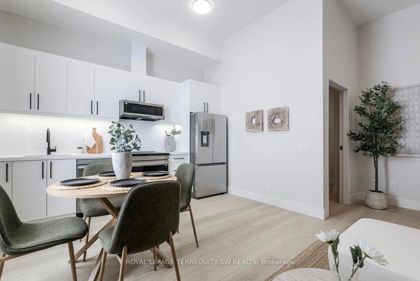 145 Clapperton Street #204