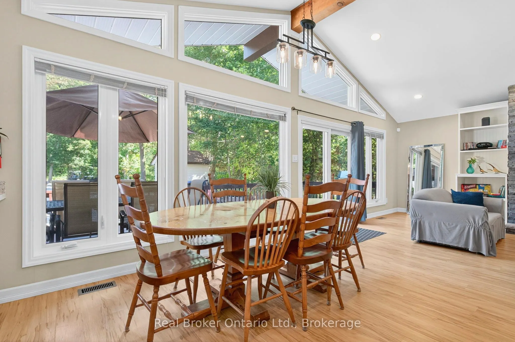 1948 Tiny Beaches Road S
