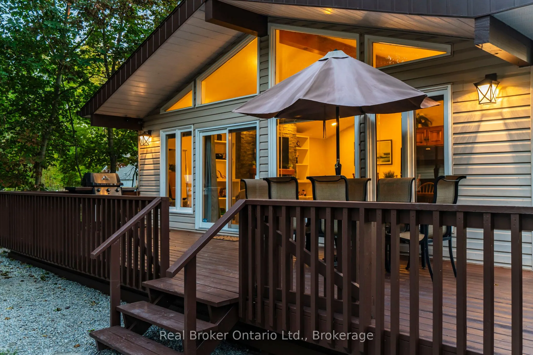 1948 Tiny Beaches Road S