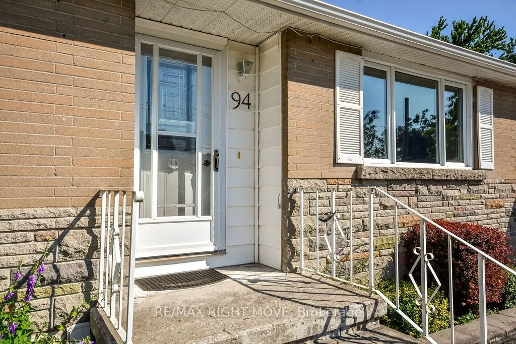 94 Fittons Road E