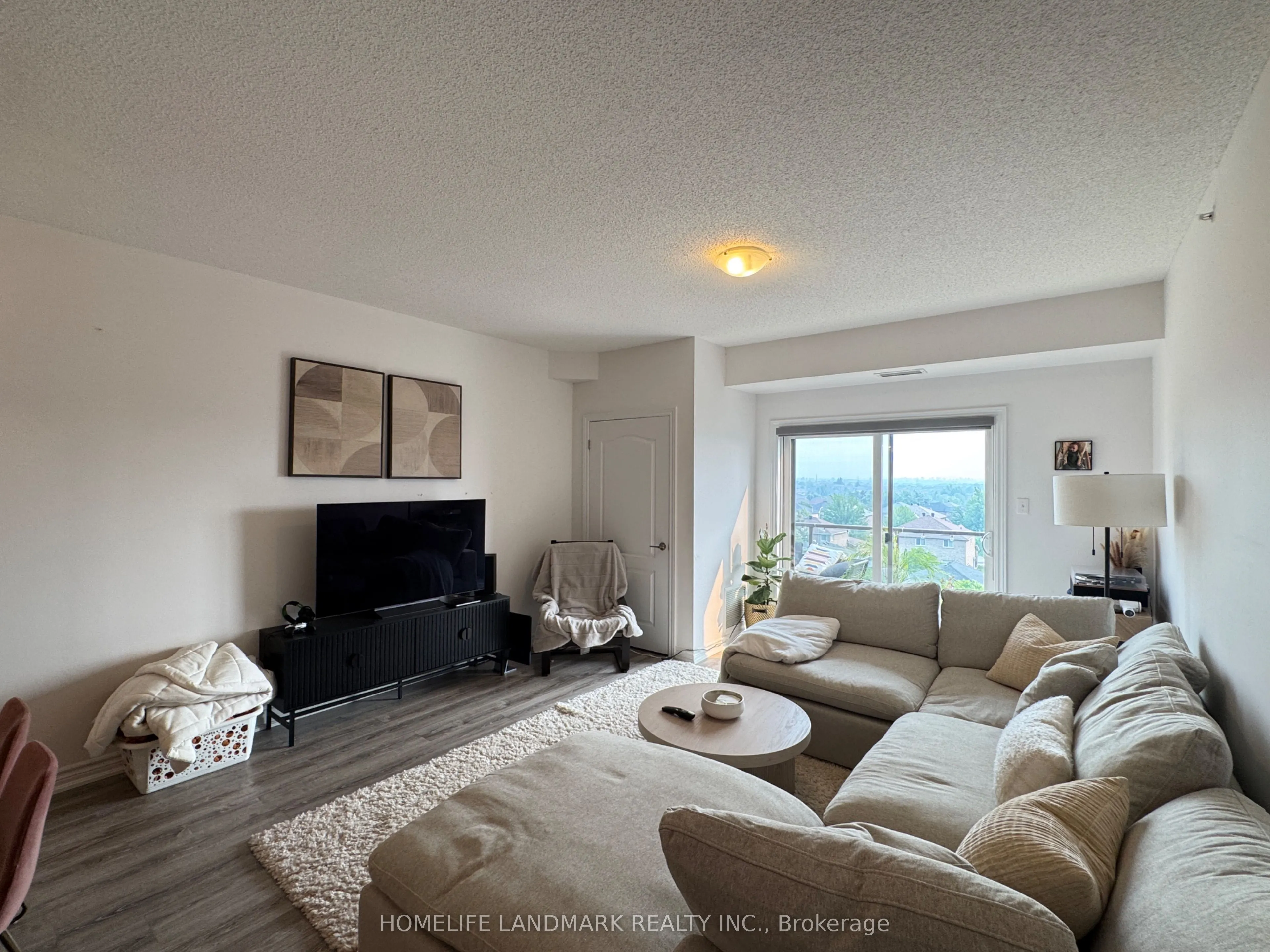 100 Dean Avenue #404