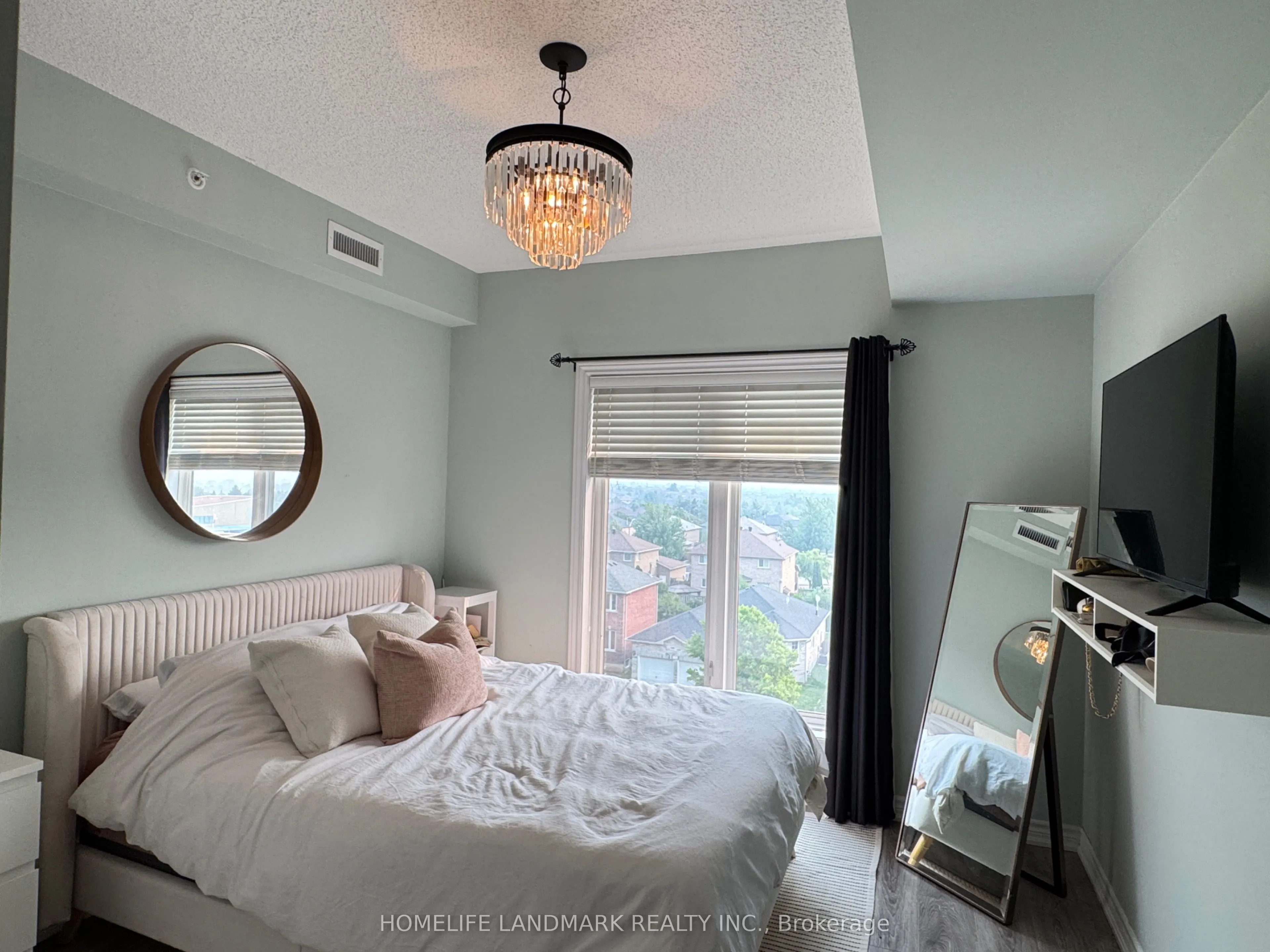 100 Dean Avenue #404