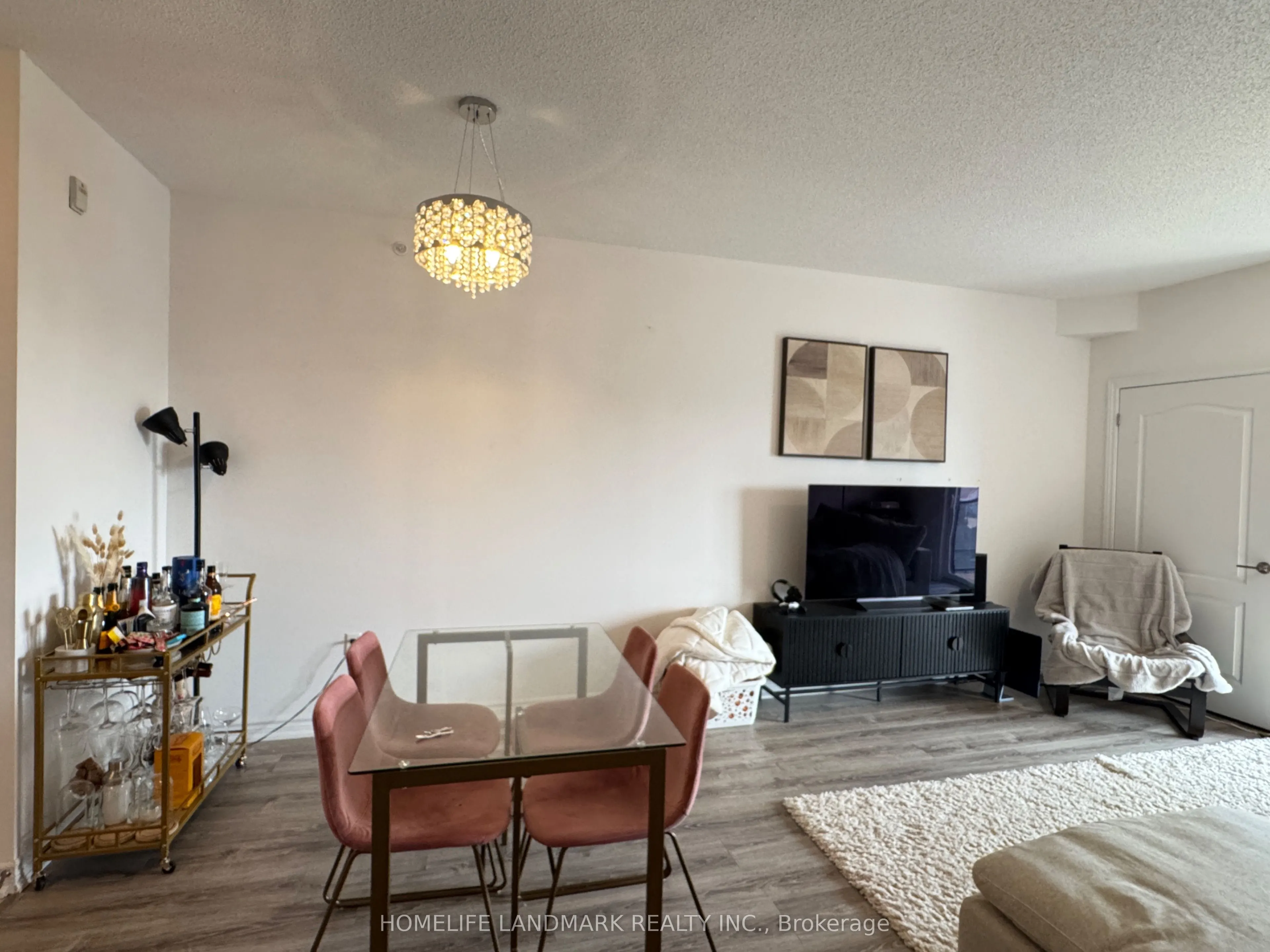 100 Dean Avenue #404