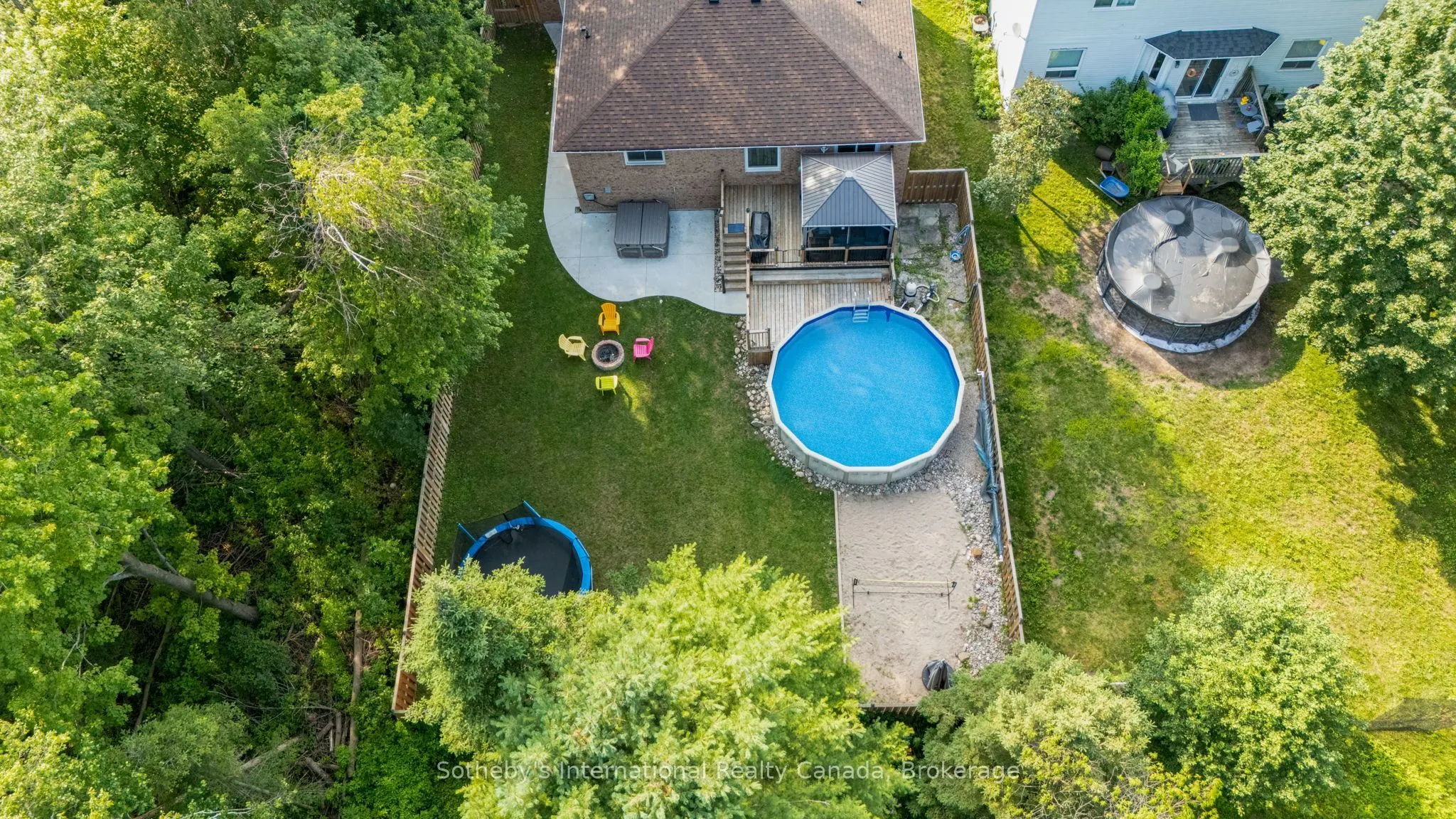 53 Royal Beech Drive