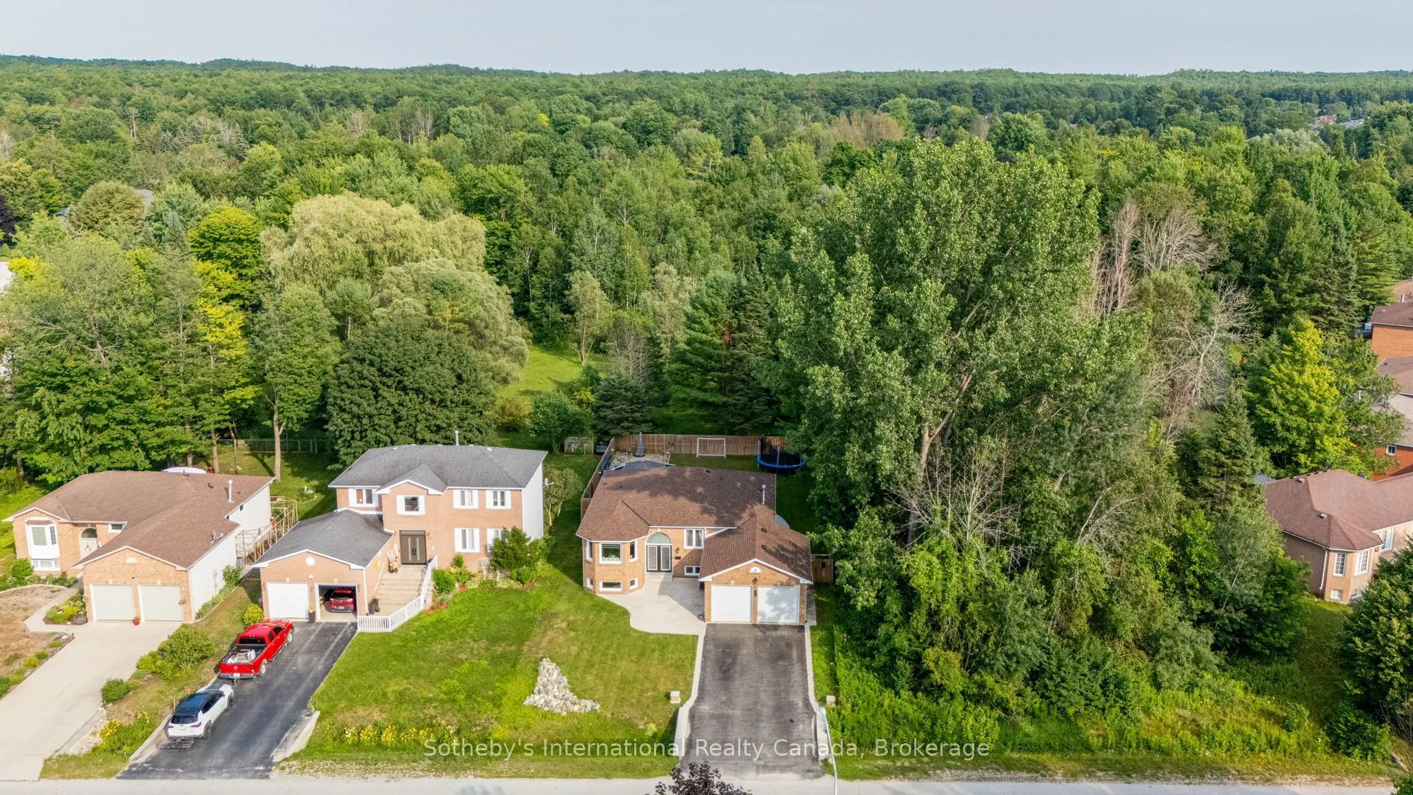 53 Royal Beech Drive