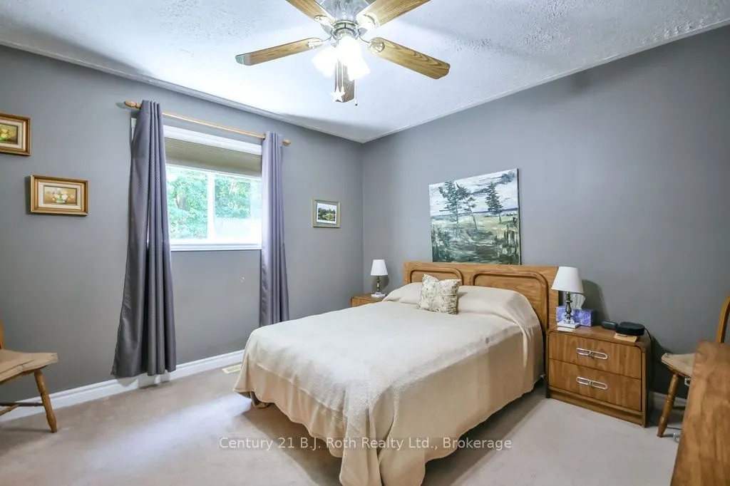 59 Anderson Crescent