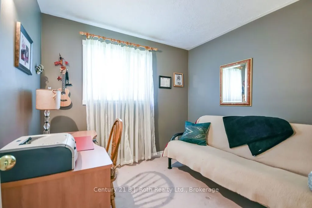 59 Anderson Crescent