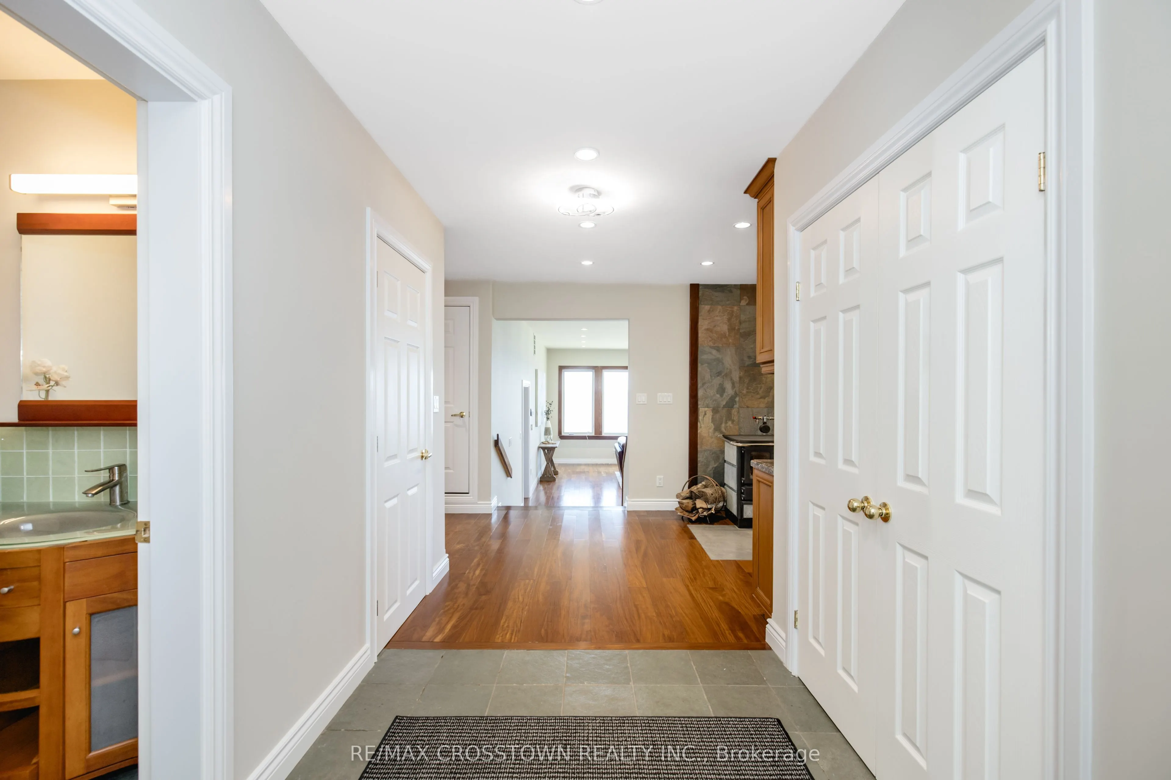 42 Bluff Point Road