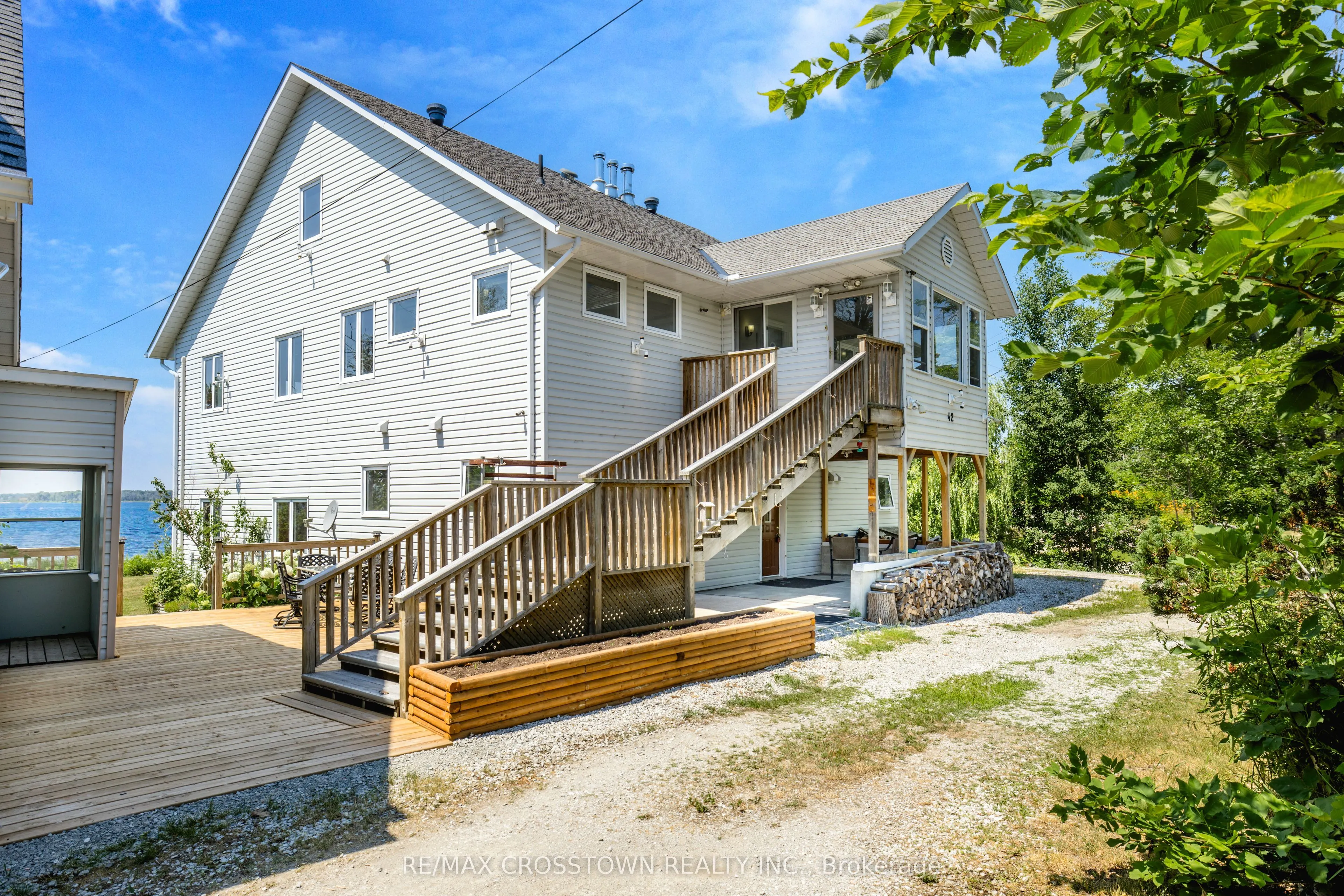 42 Bluff Point Road