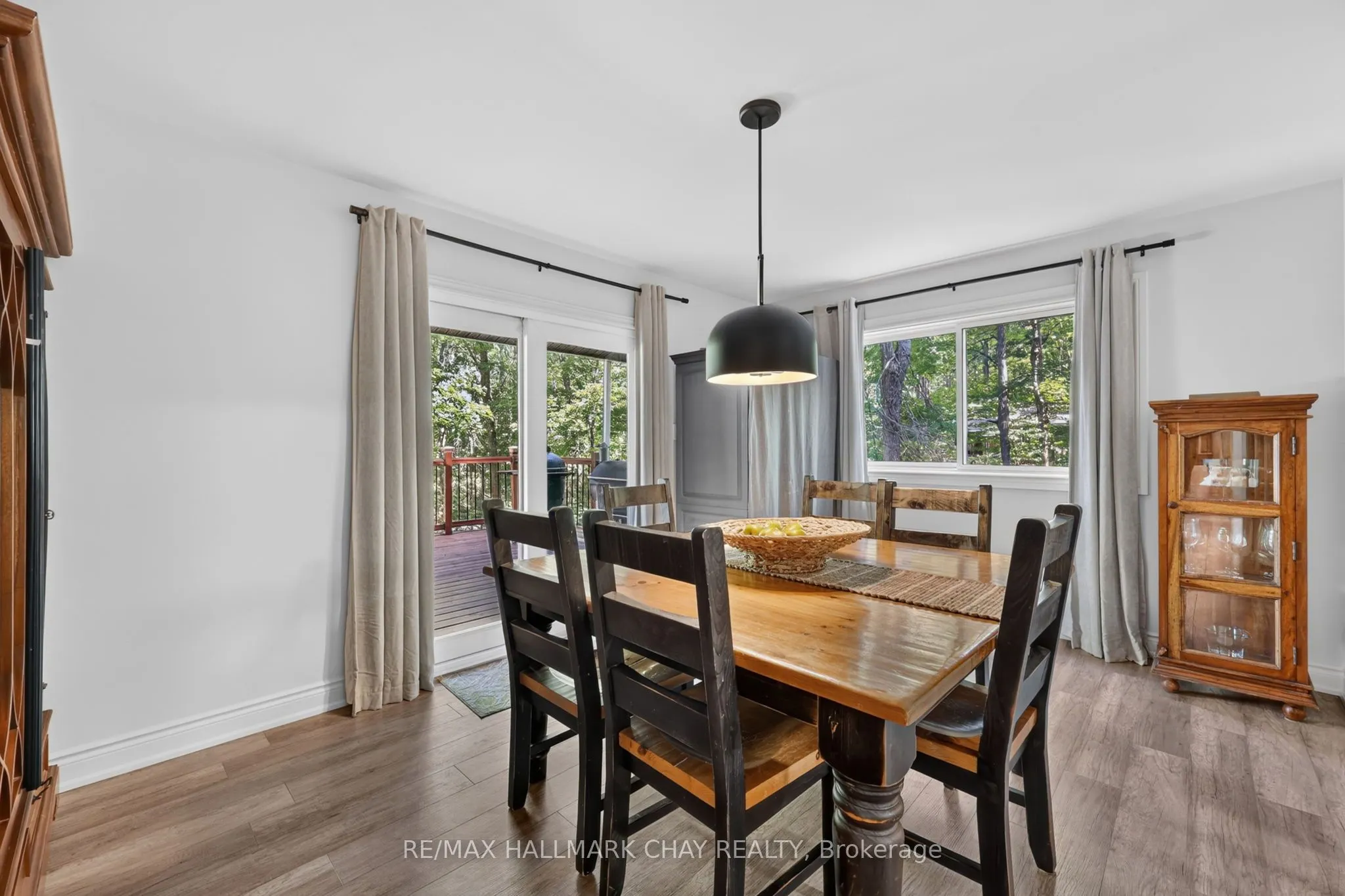 23 ALGONQUIN Trail