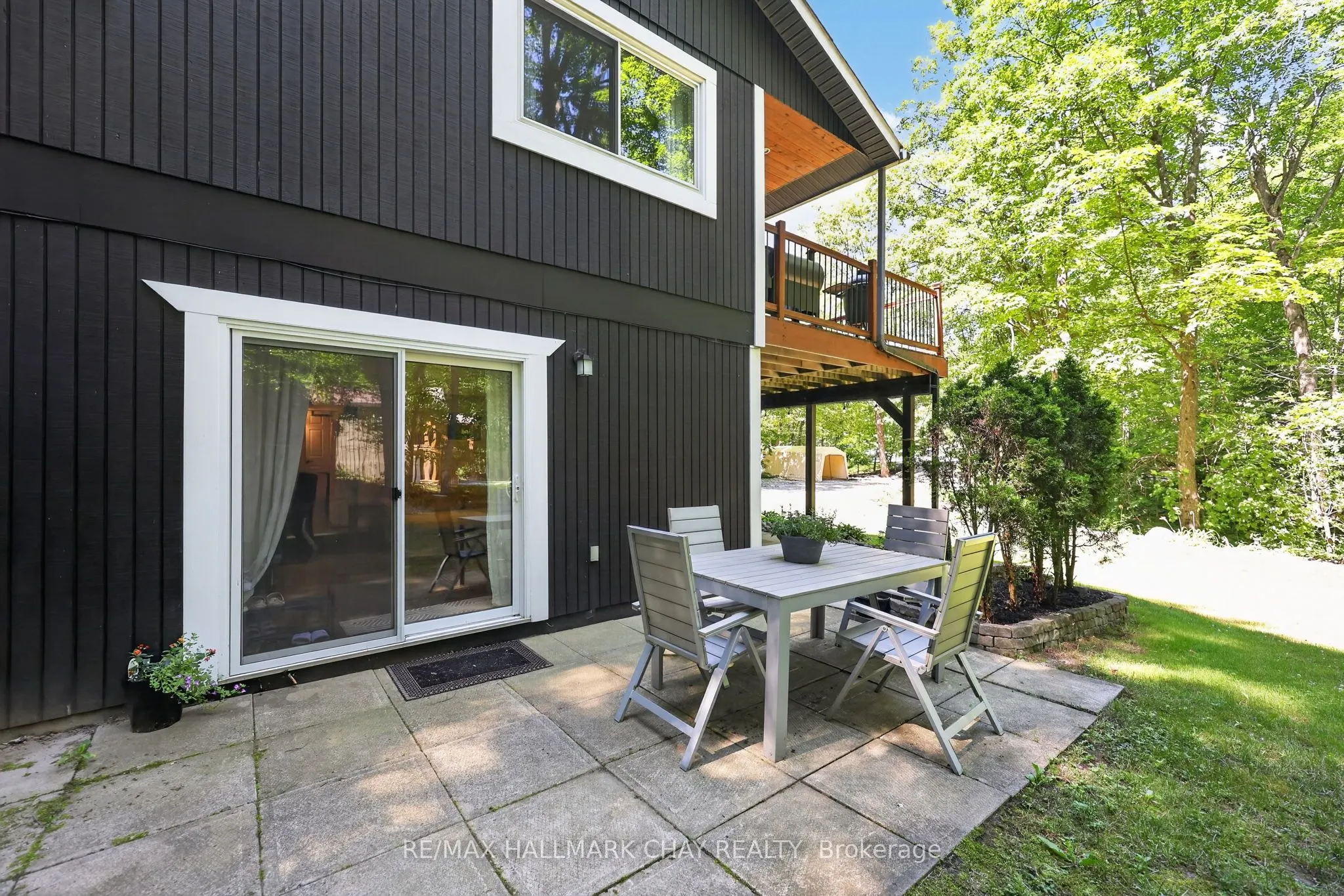 23 ALGONQUIN Trail