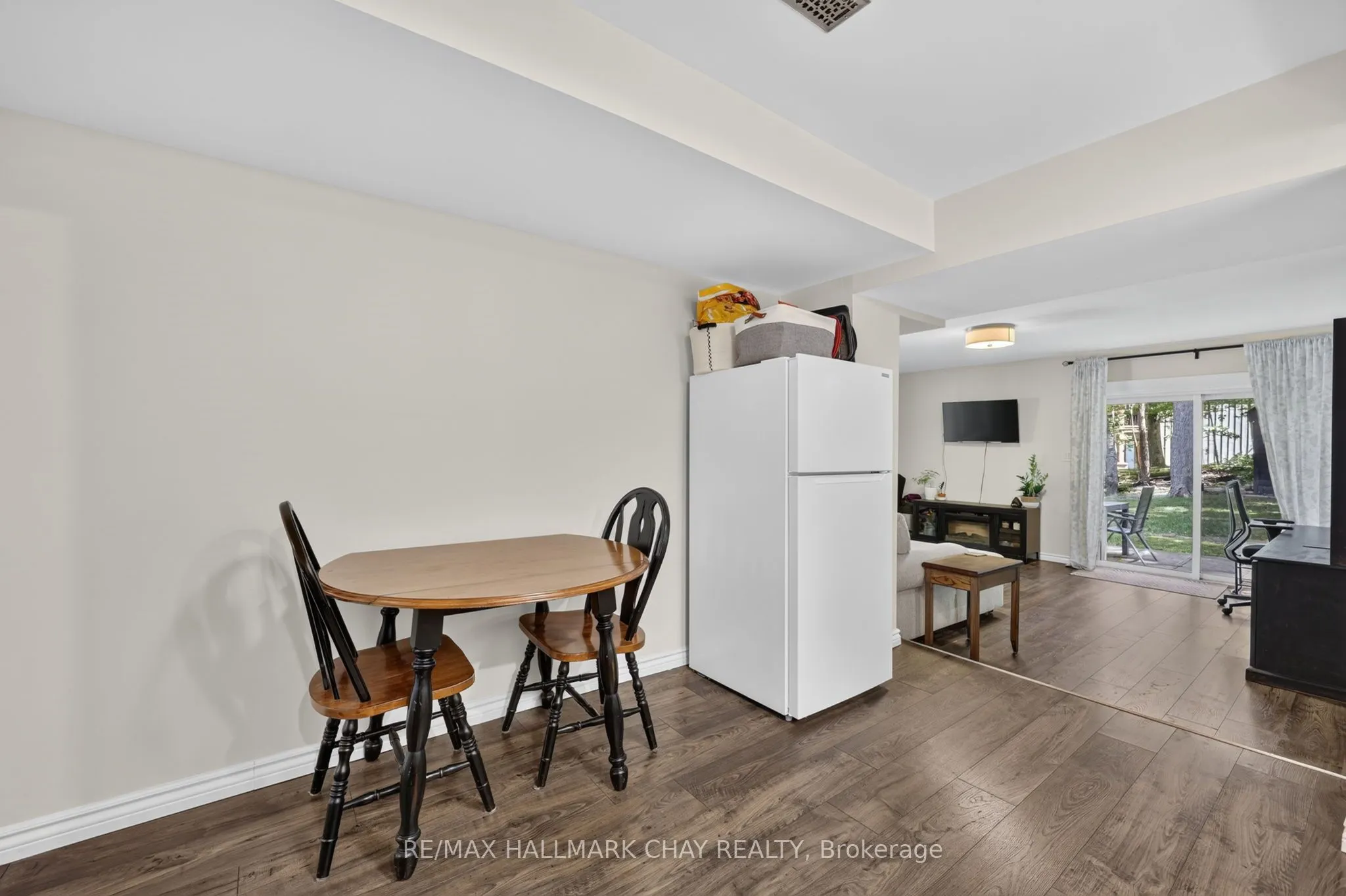 23 ALGONQUIN Trail