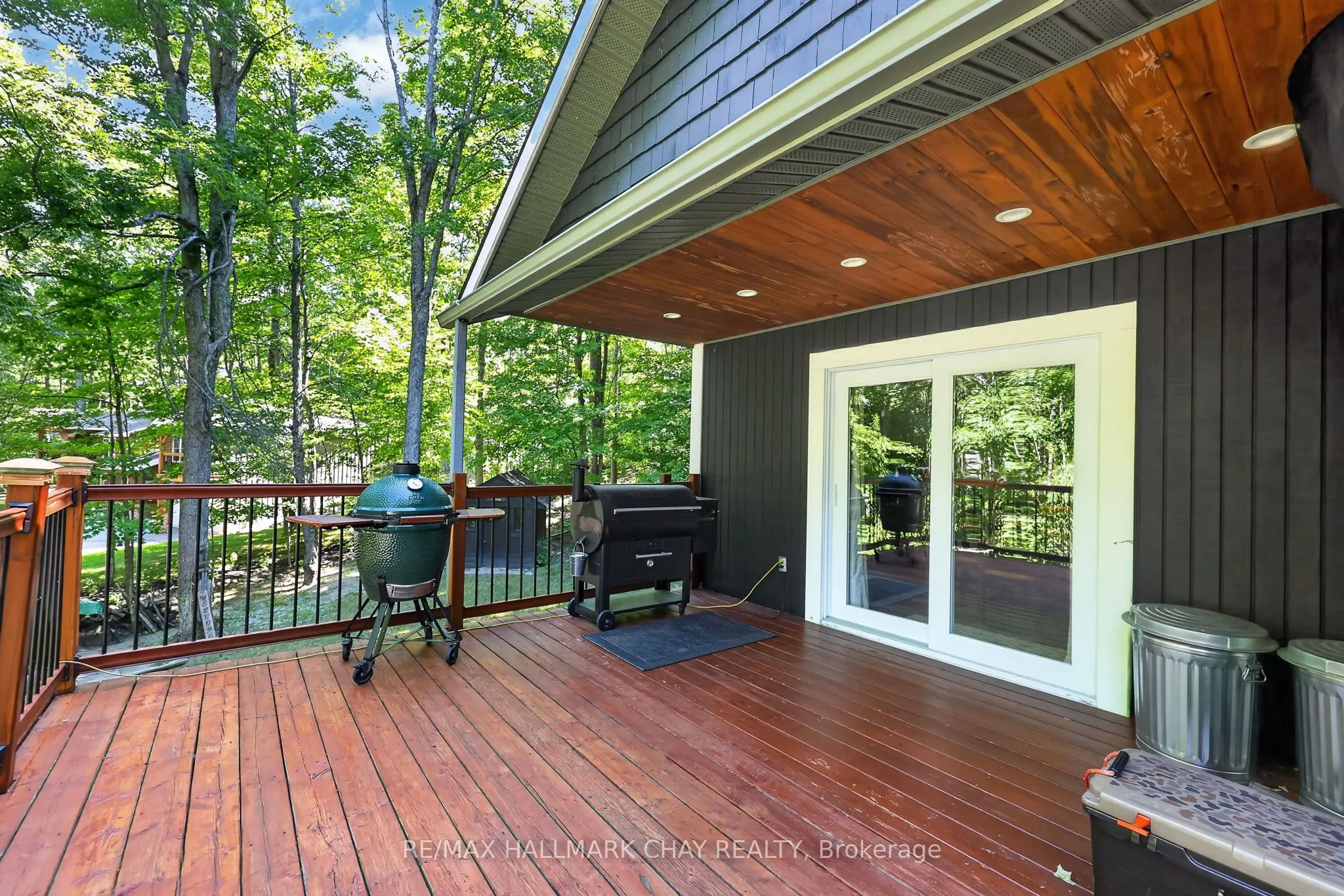 23 ALGONQUIN Trail