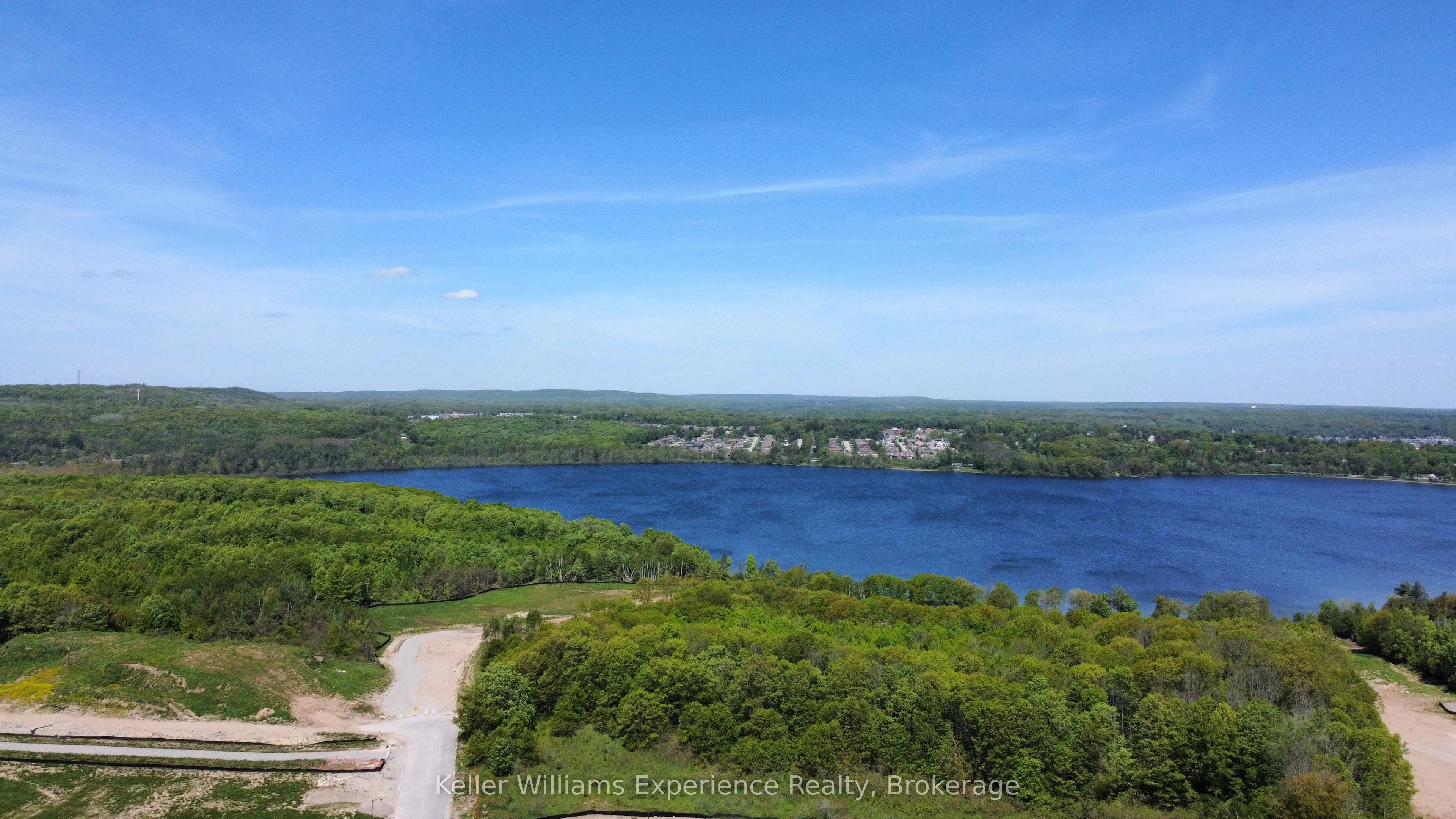 24 DANIELLE Crescent #Call LBO