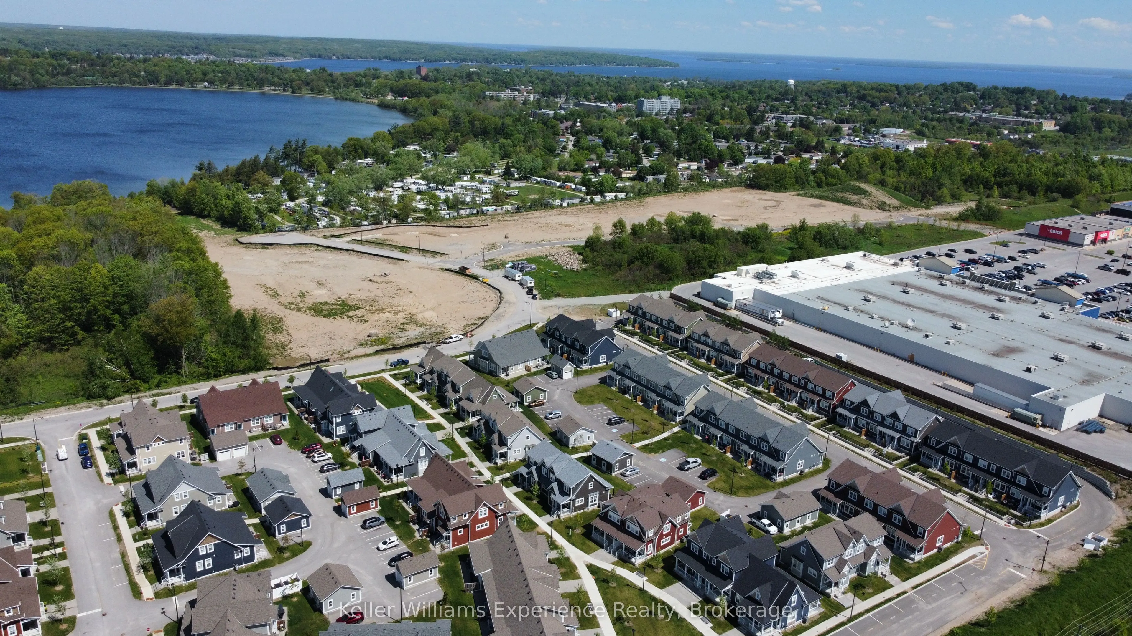 24 DANIELLE Crescent #Call LBO