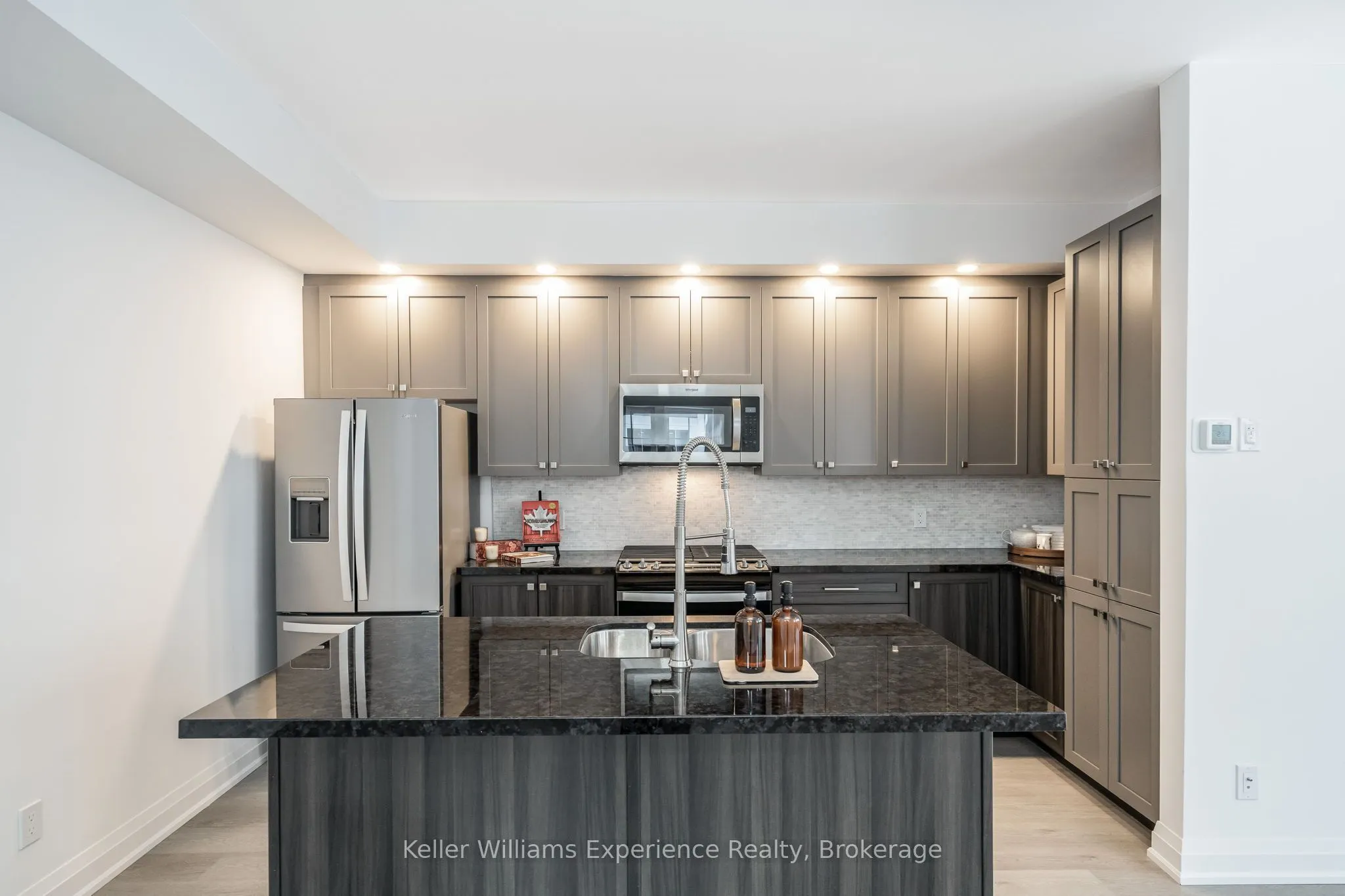 24 DANIELLE Crescent #Call LBO