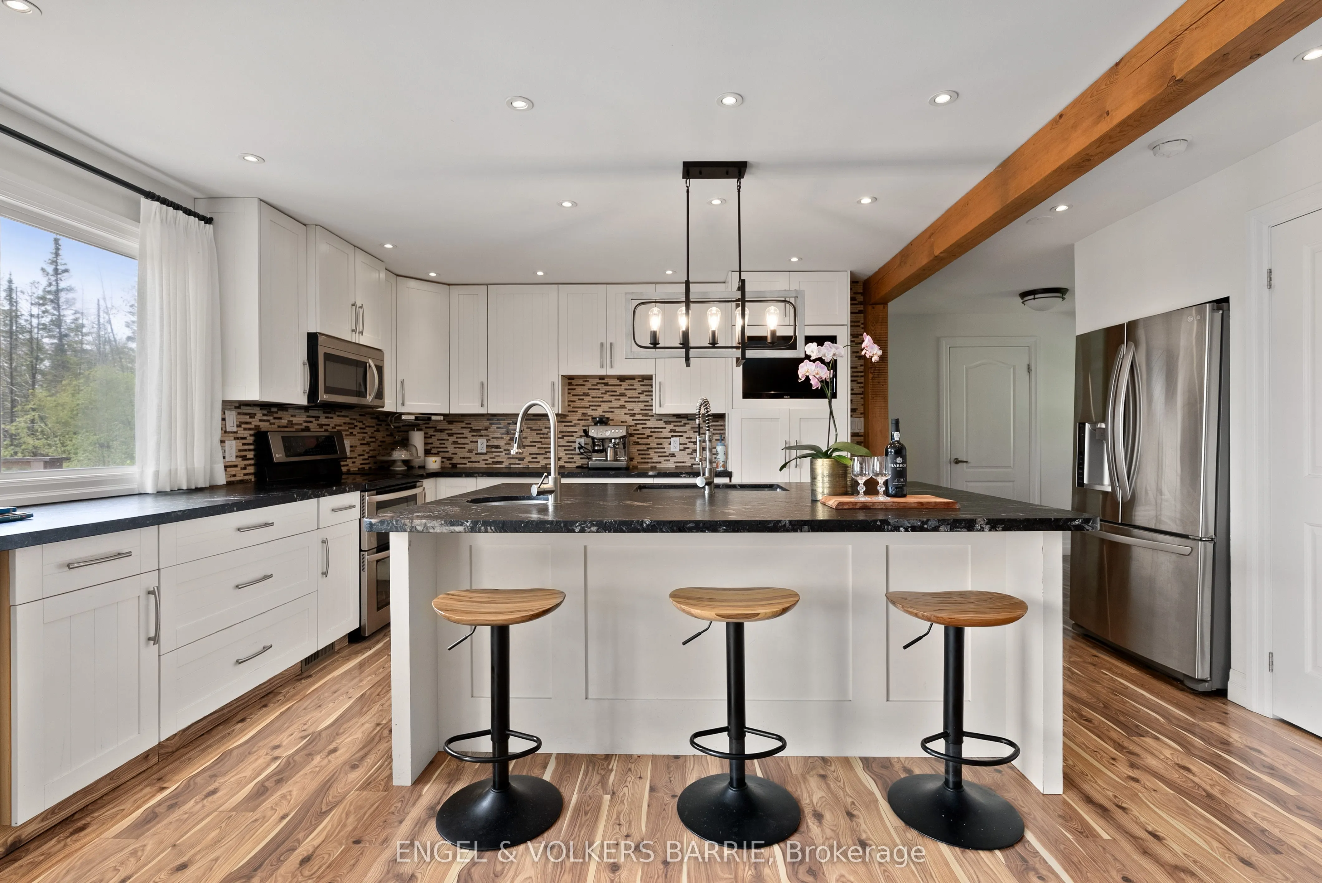 1441 Hendrie Road