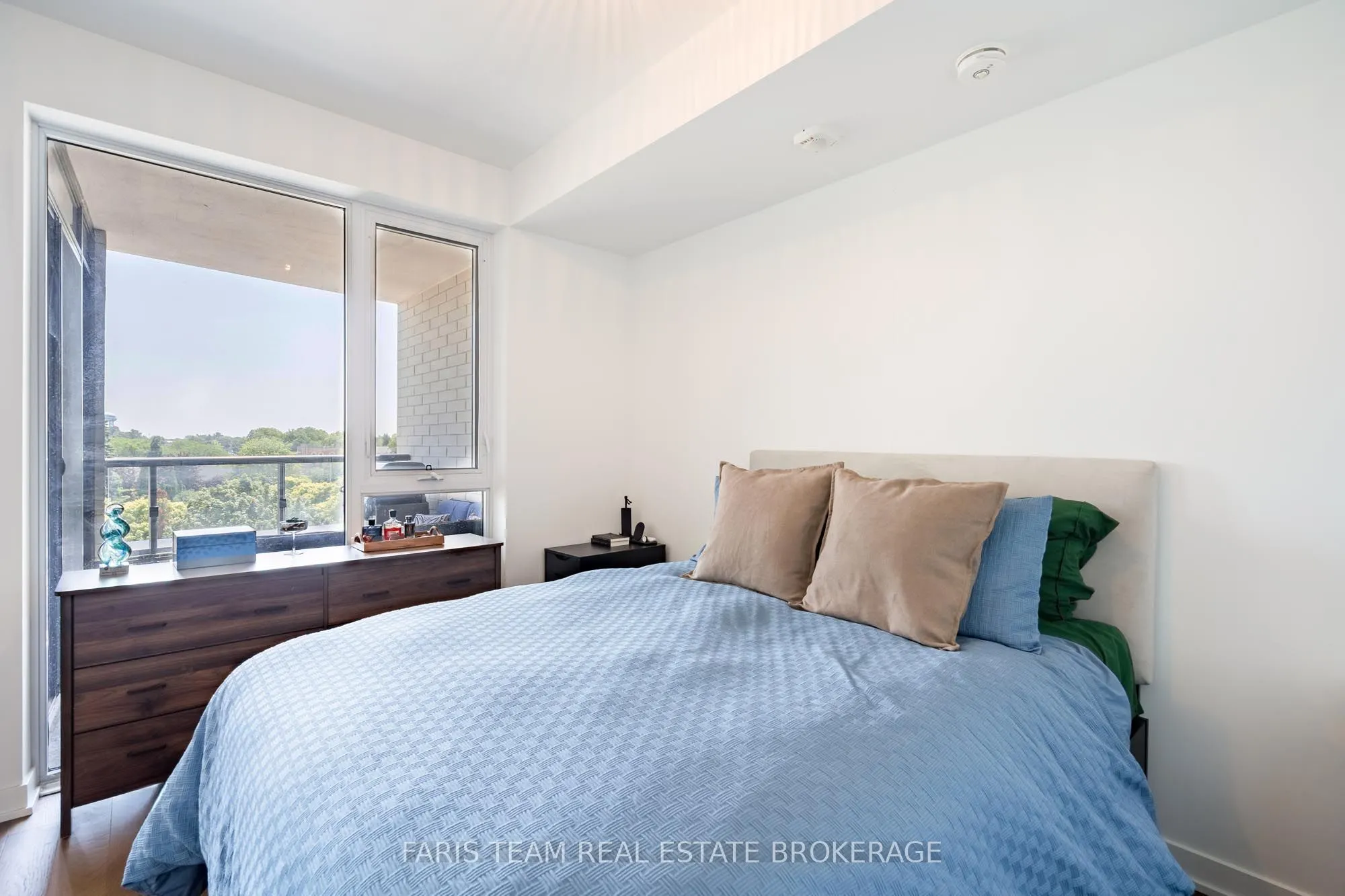 31 Huron Street #413
