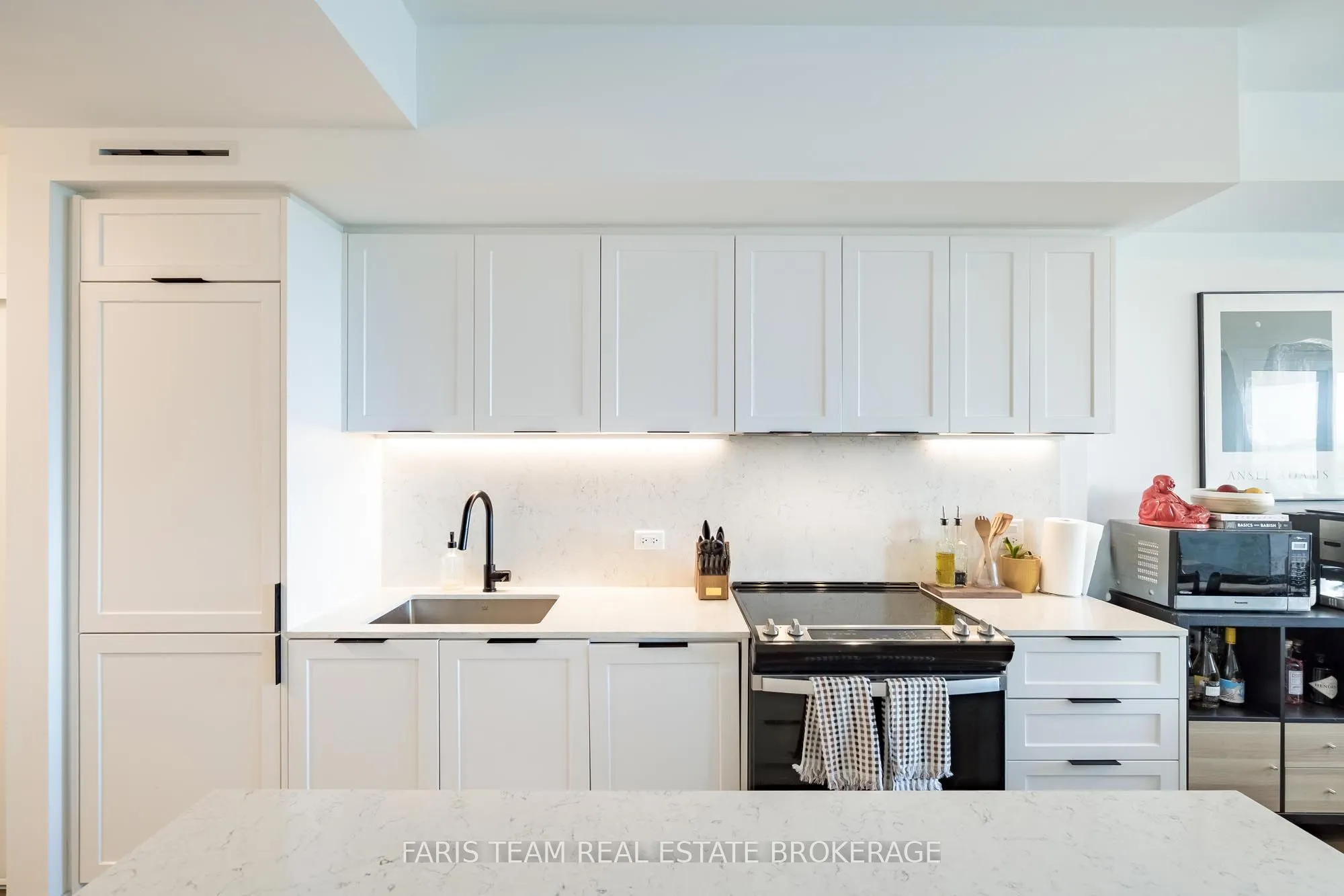 31 Huron Street #413