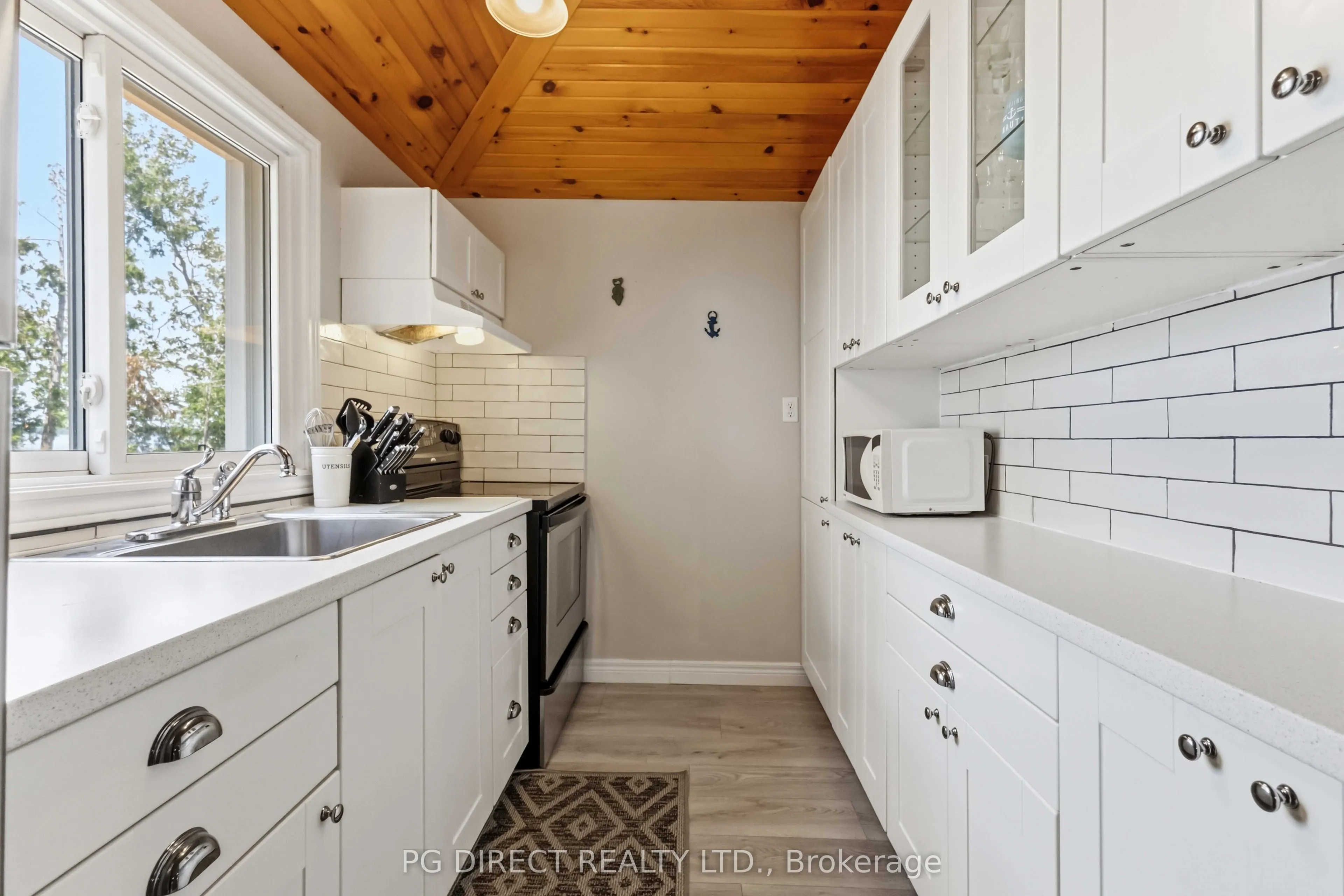 1048 Sylvan Glen Drive