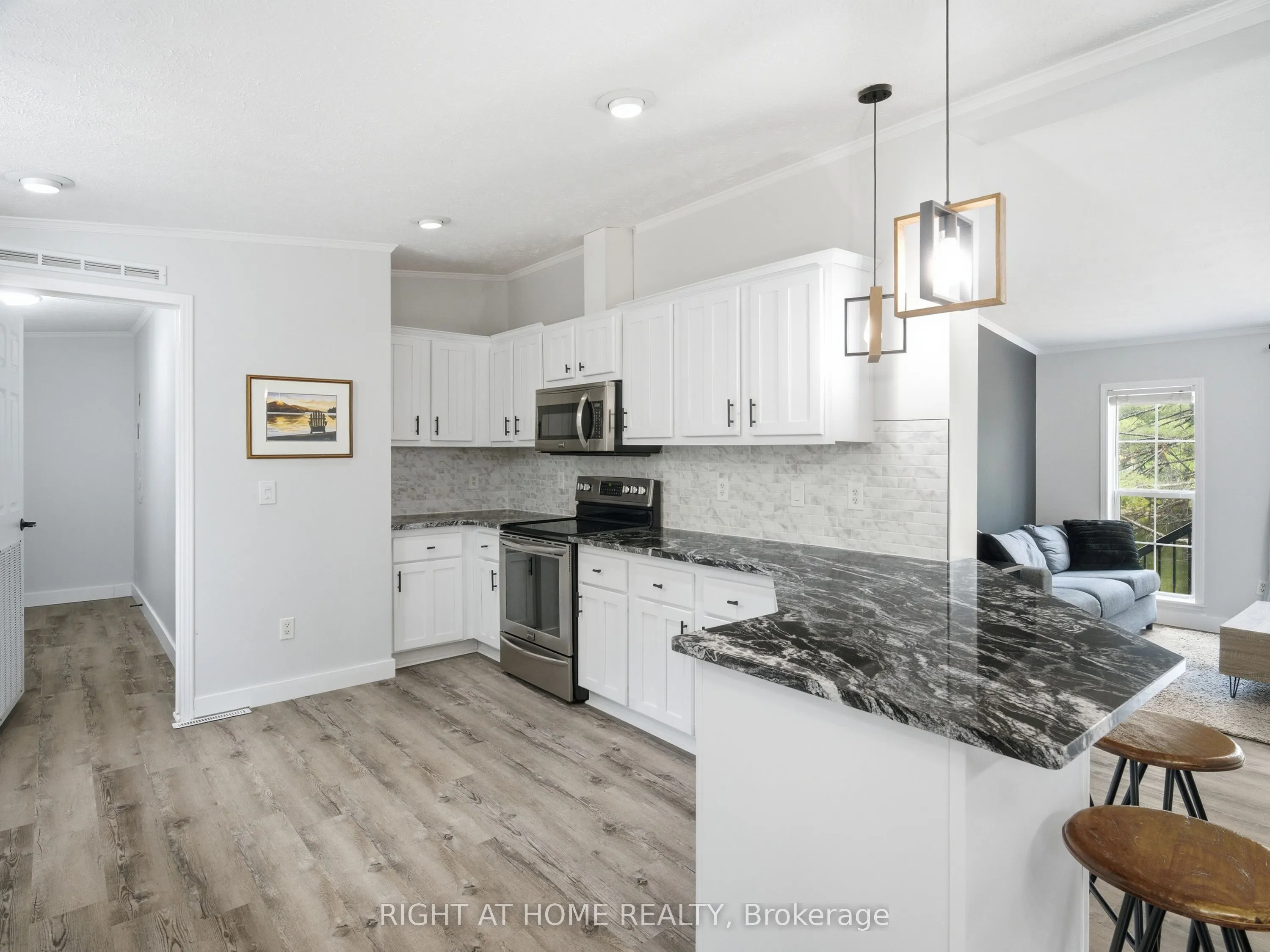 8168 Laidlaw Avenue