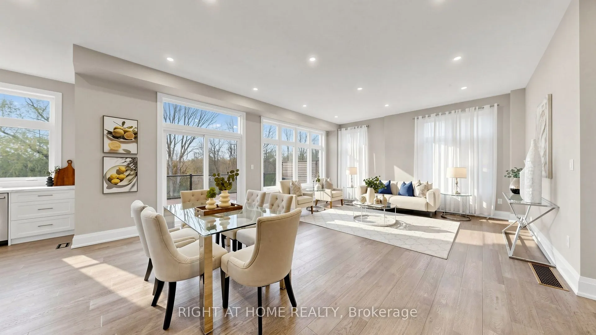 14 Dixon Court