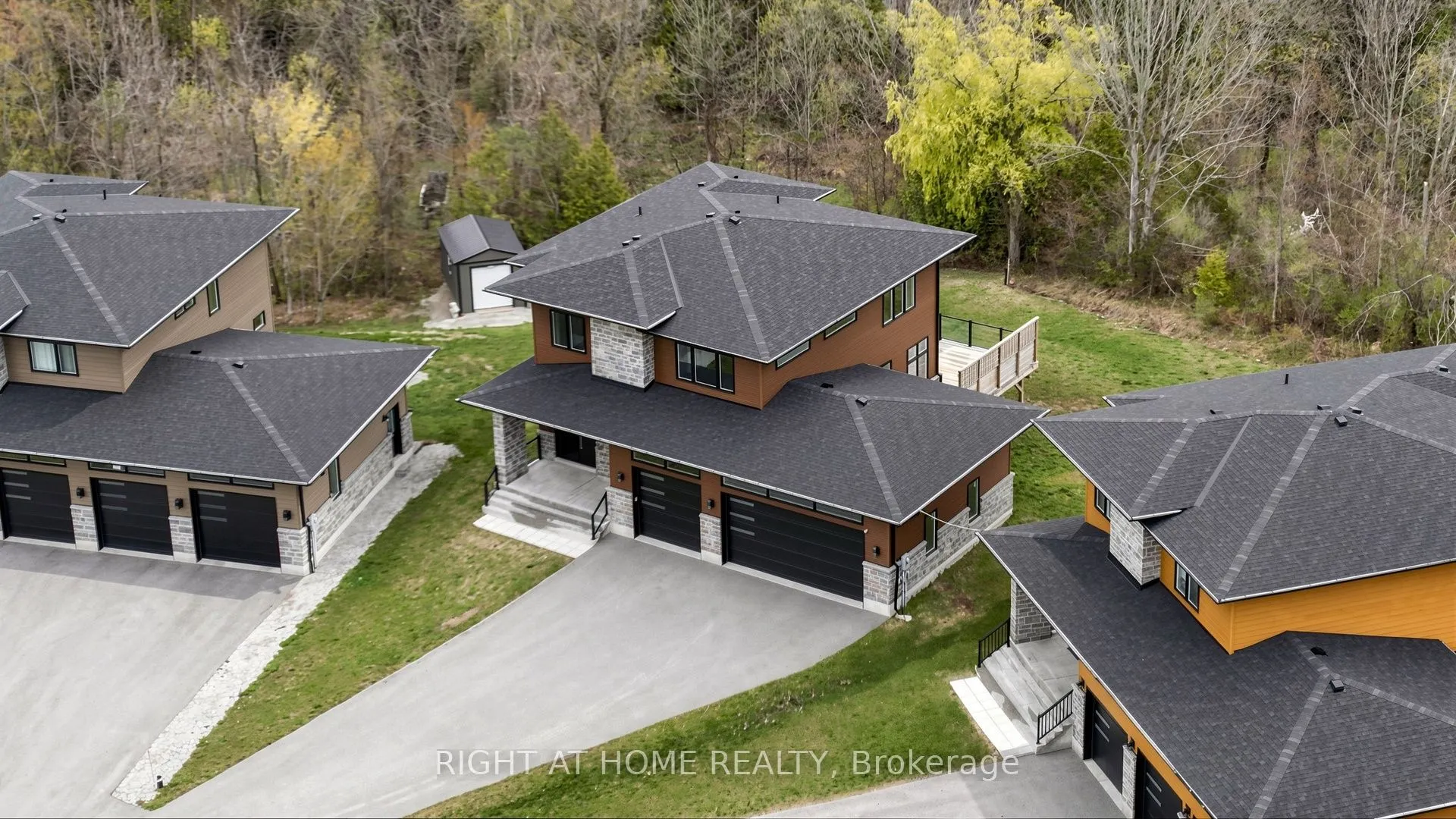 14 Dixon Court