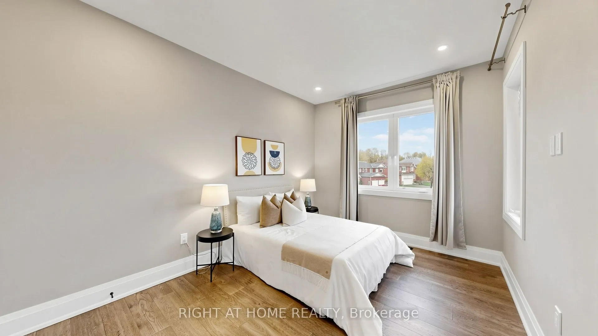14 Dixon Court