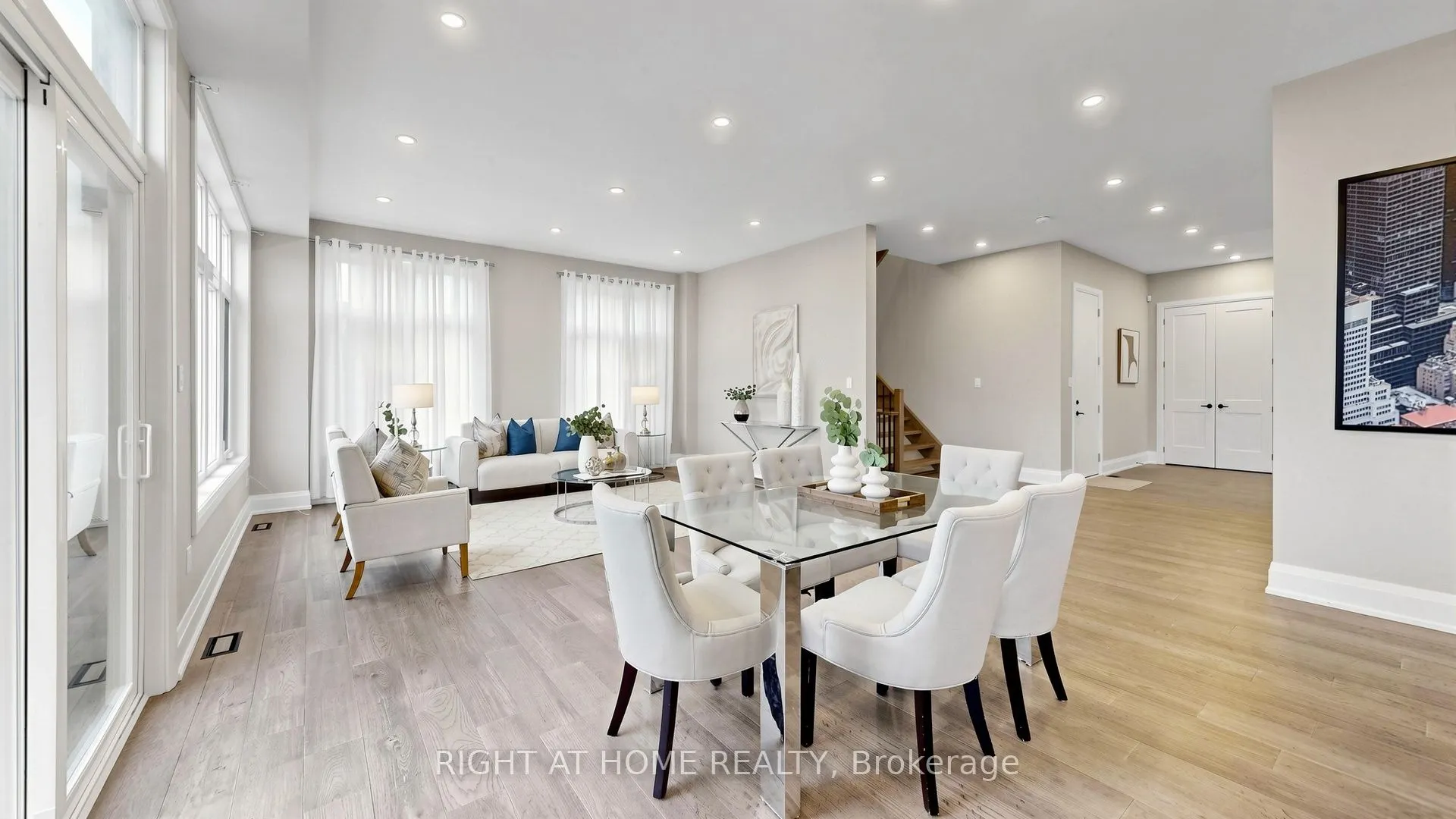 14 Dixon Court
