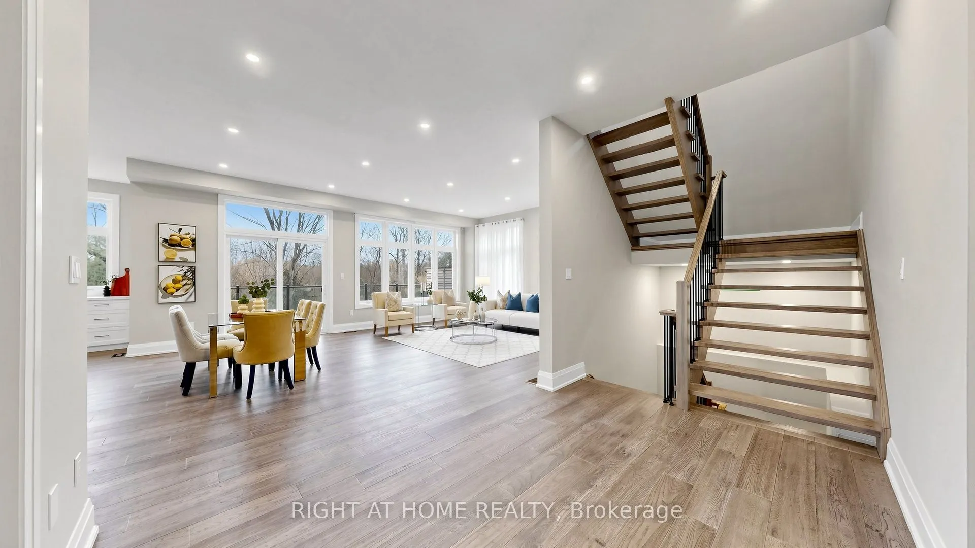 14 Dixon Court