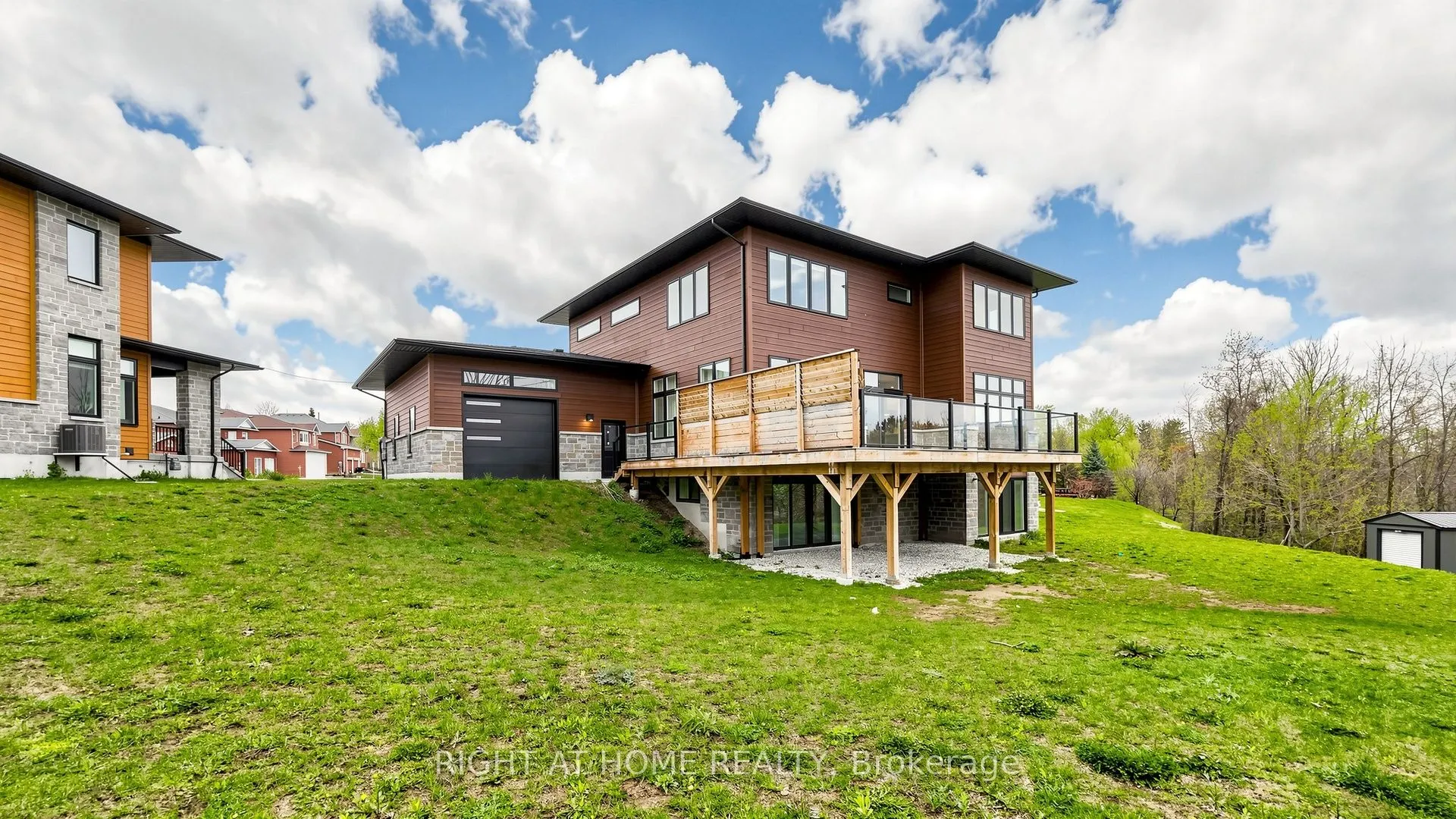14 Dixon Court