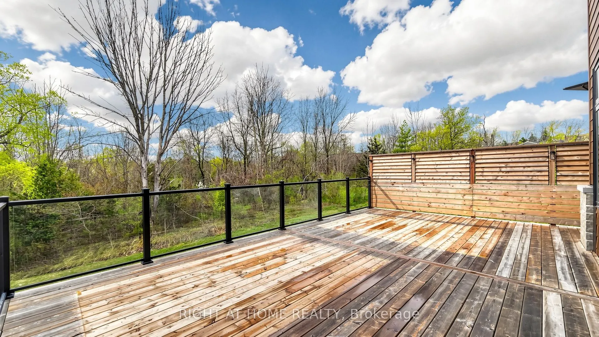 14 Dixon Court