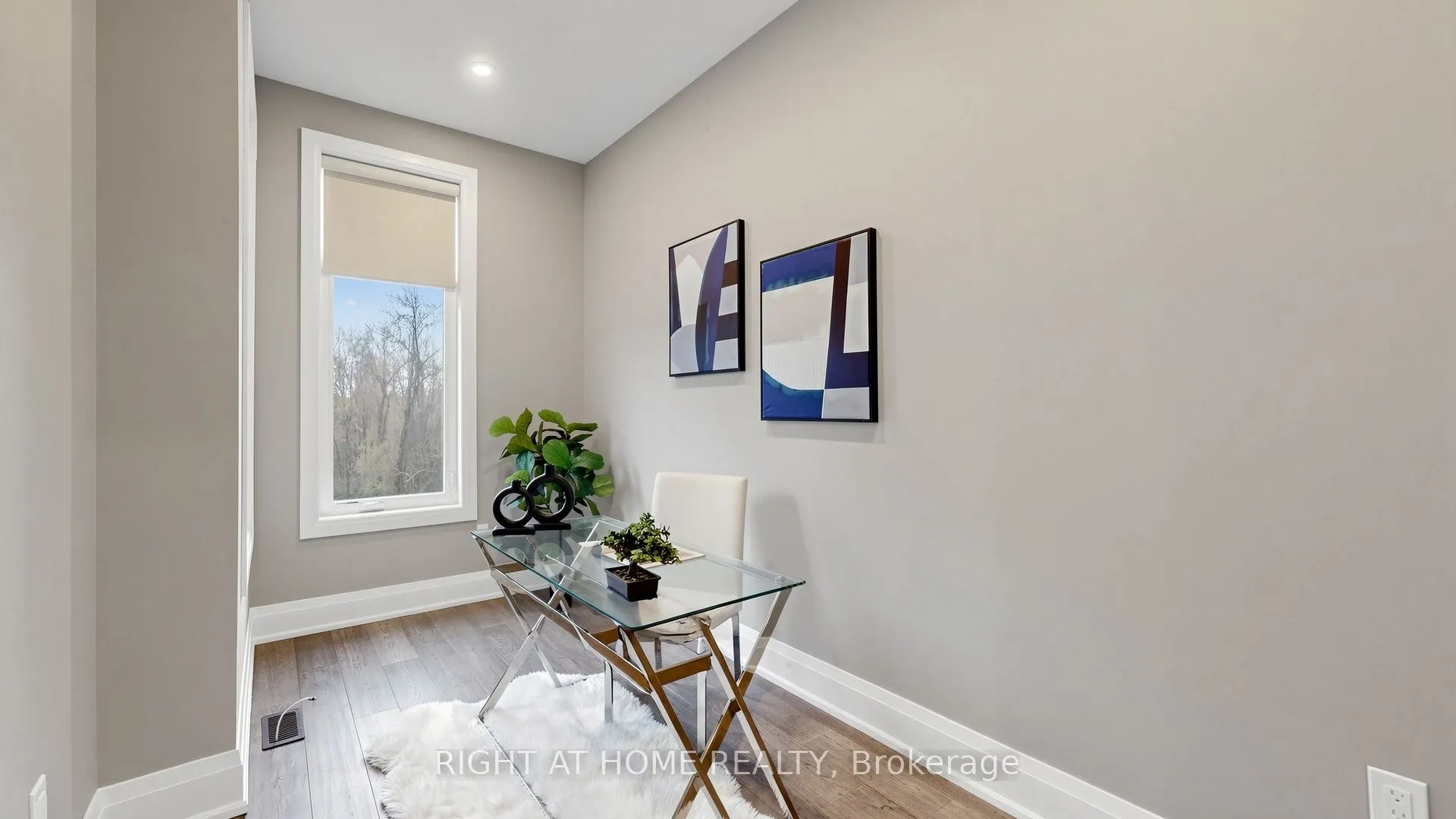 14 Dixon Court