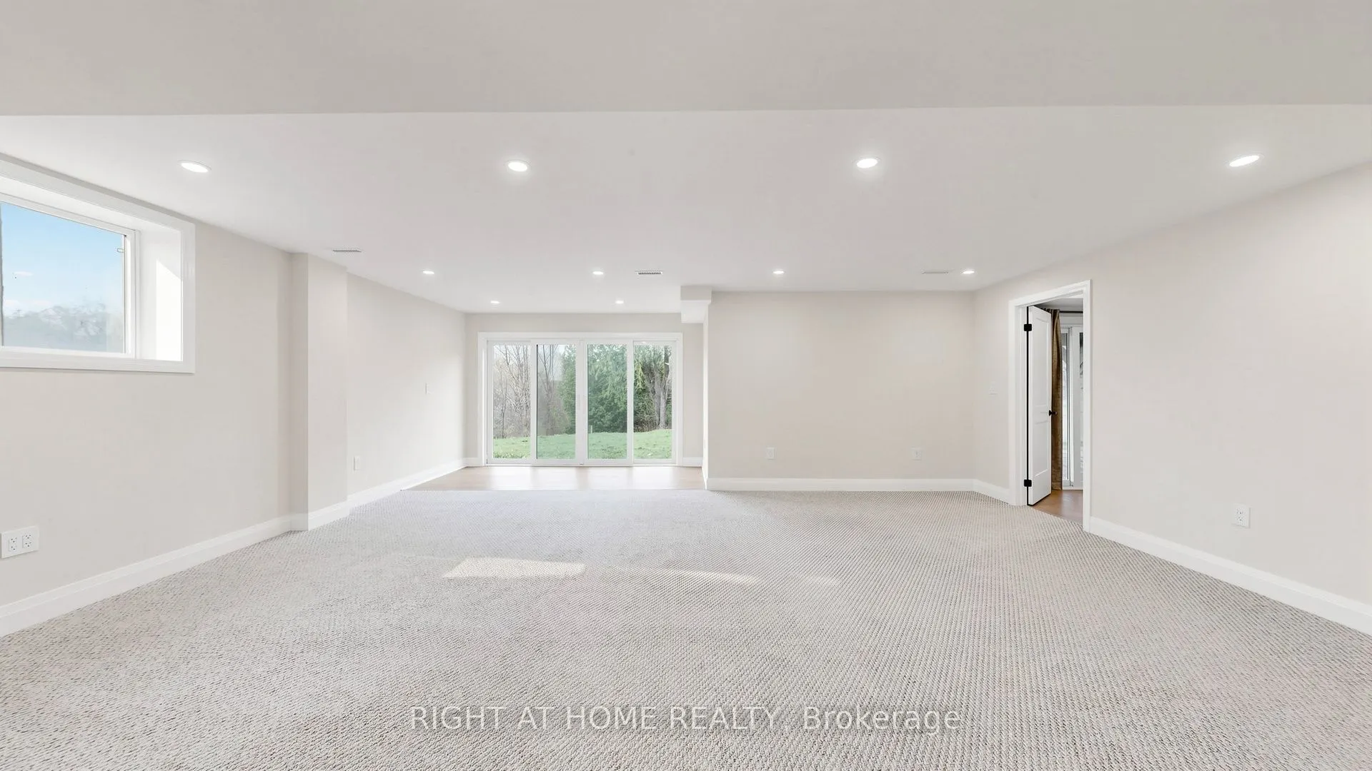 14 Dixon Court
