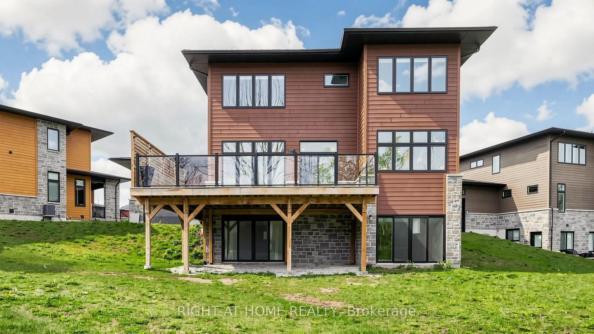 14 Dixon Court