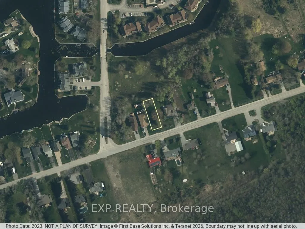 94 Simcoe Road