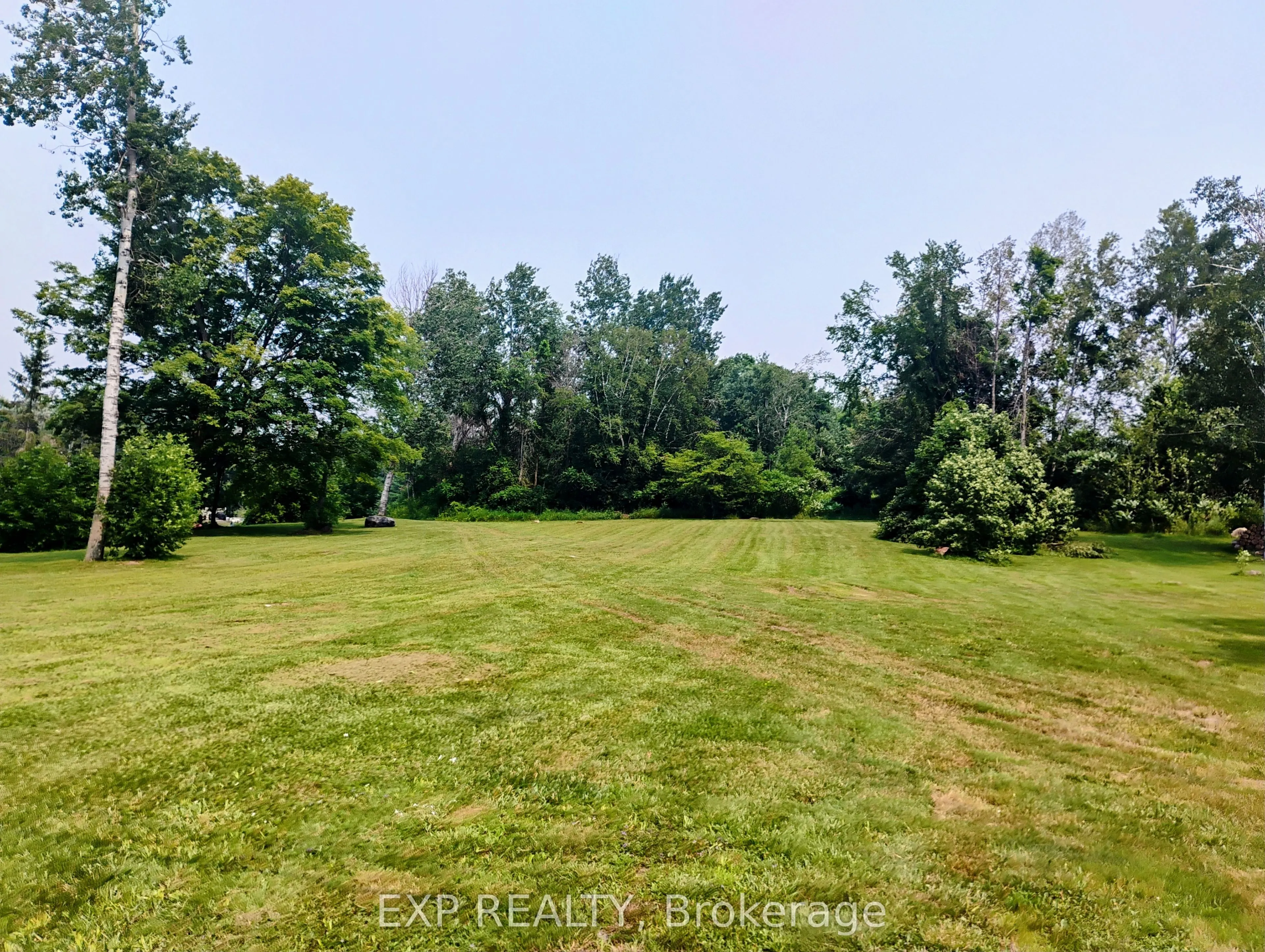 94 Simcoe Road