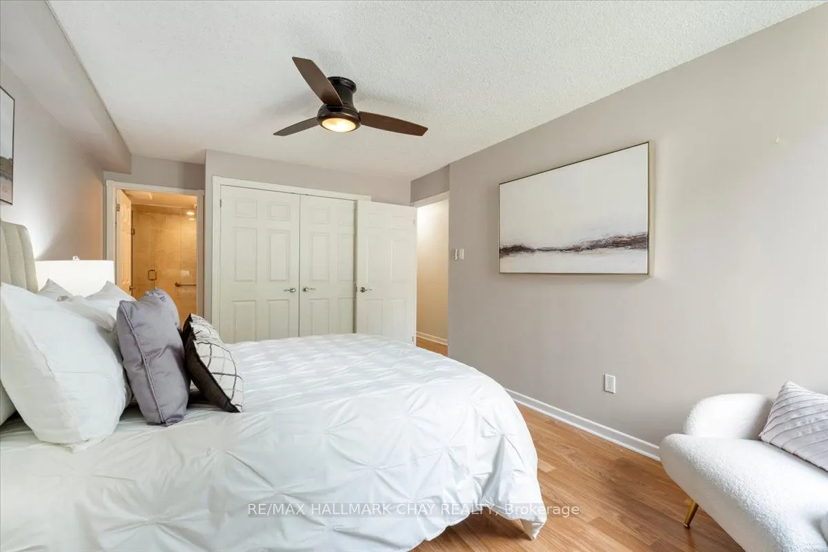 181 Collier Street #202