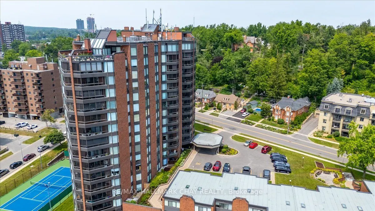 181 Collier Street #202