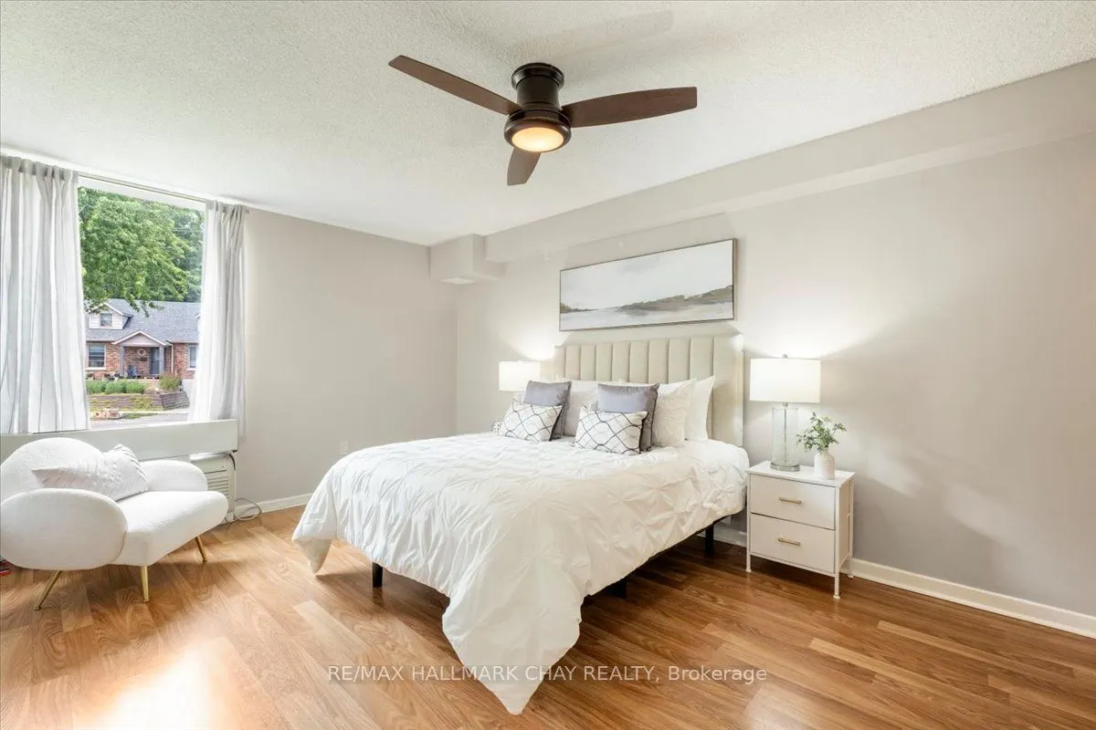 181 Collier Street #202