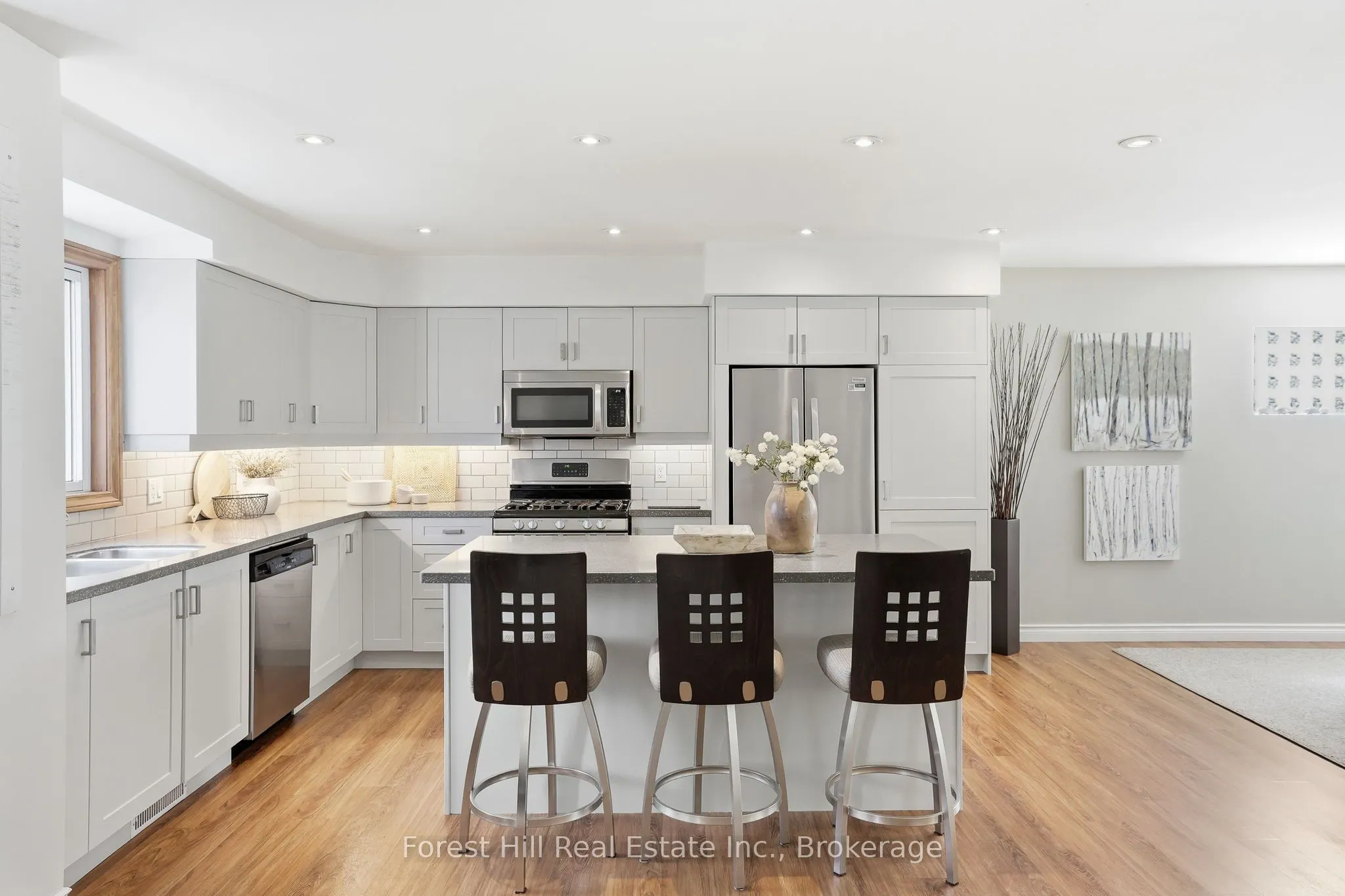 81 St Lawrence Street