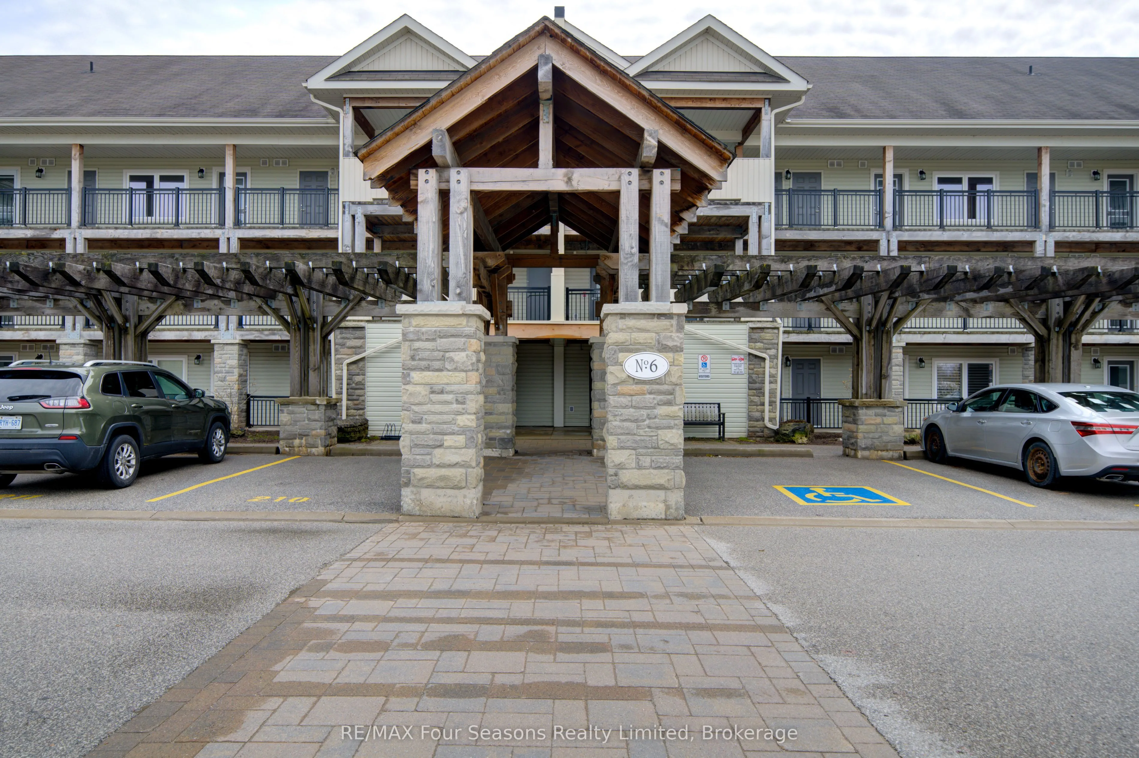 6 Brandy Lane Drive #105