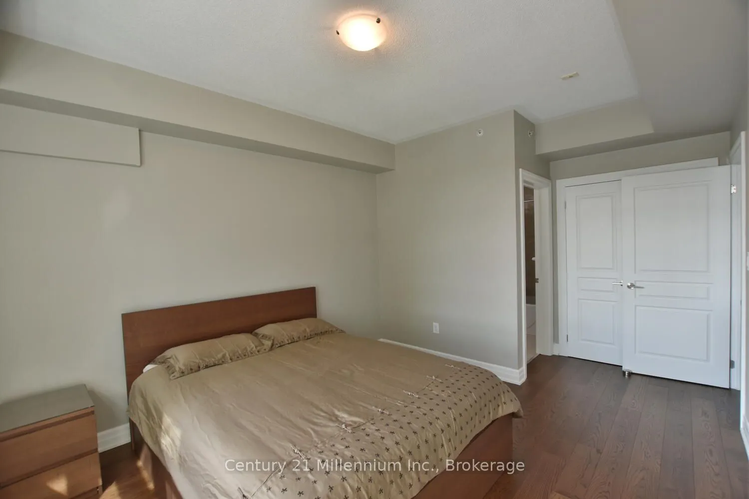 1 Shipyard Lane #208